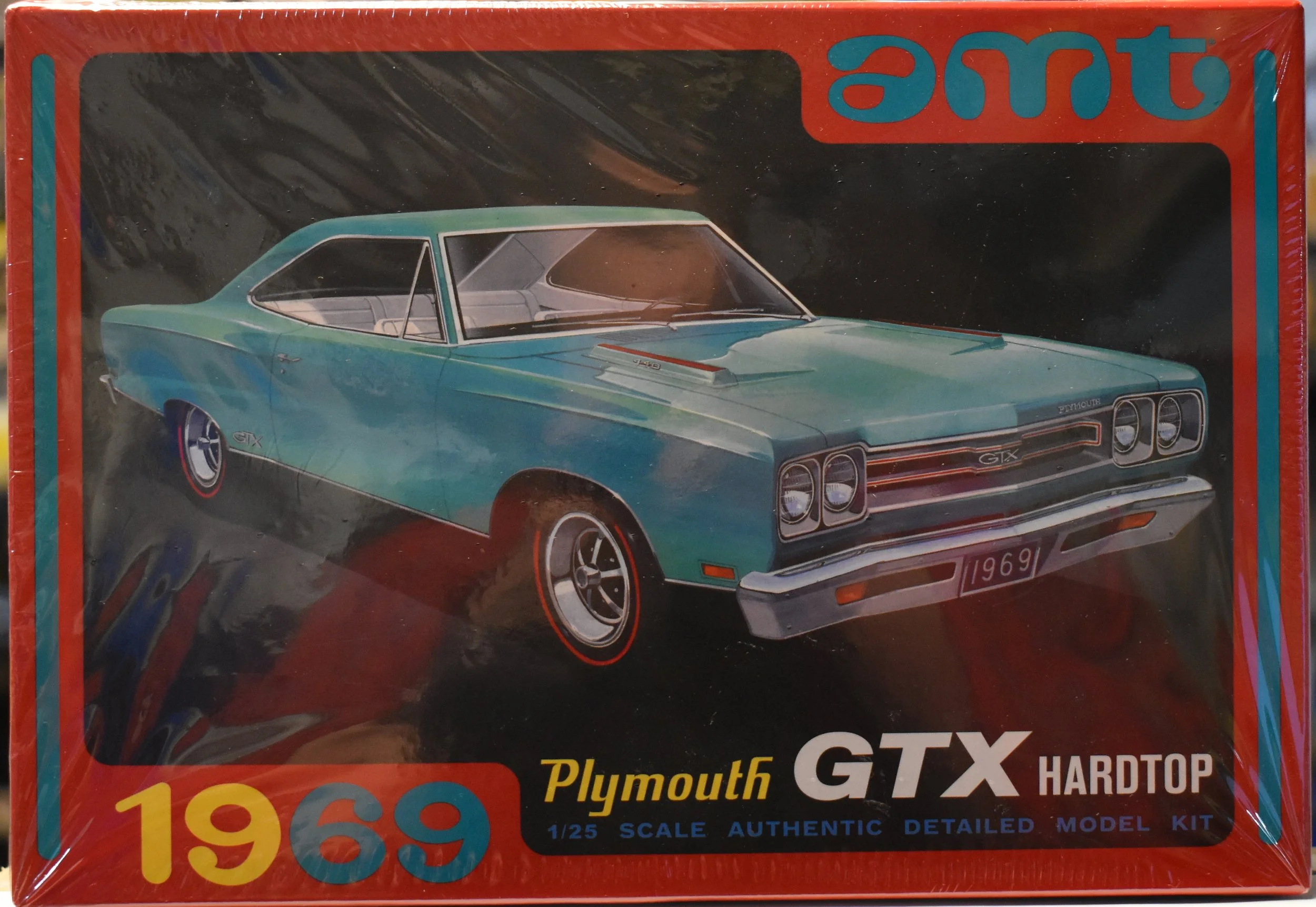 AMT 1/25 1969 Plymouth GTX Hardtop