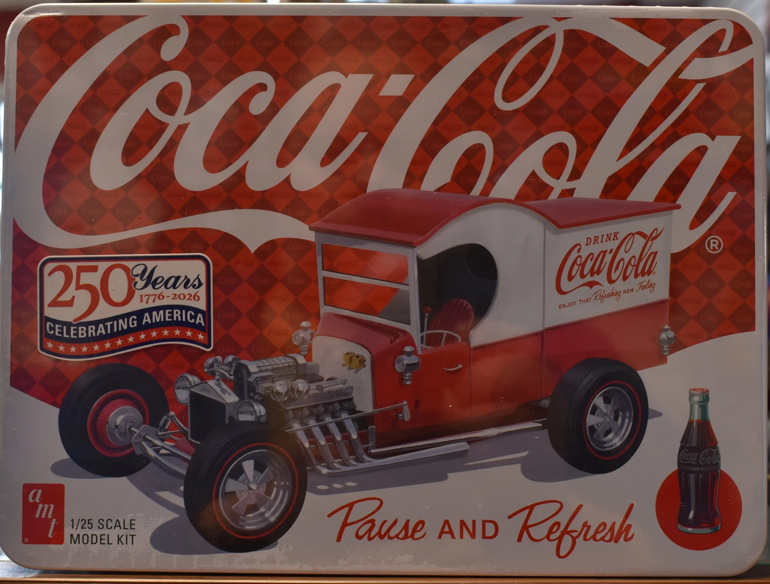 AMT 1/25 Coca Cola 1925 Ford Model T Panel collectible tin edition