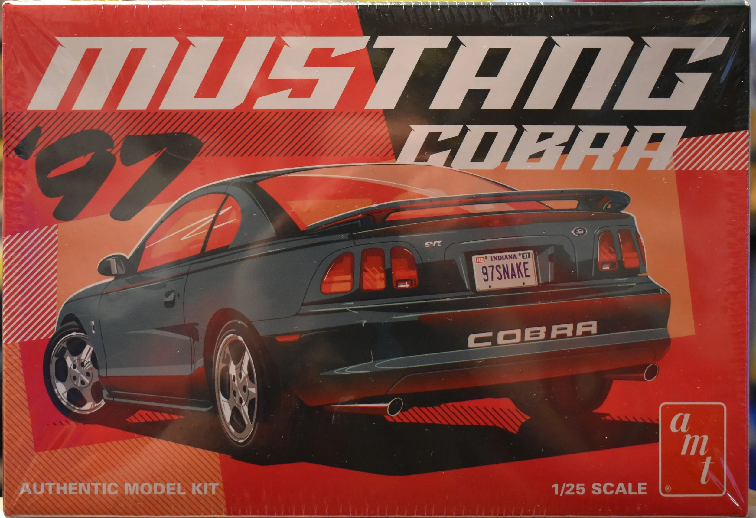AMT 1/25 1997 Ford Mustang SVT Cobra