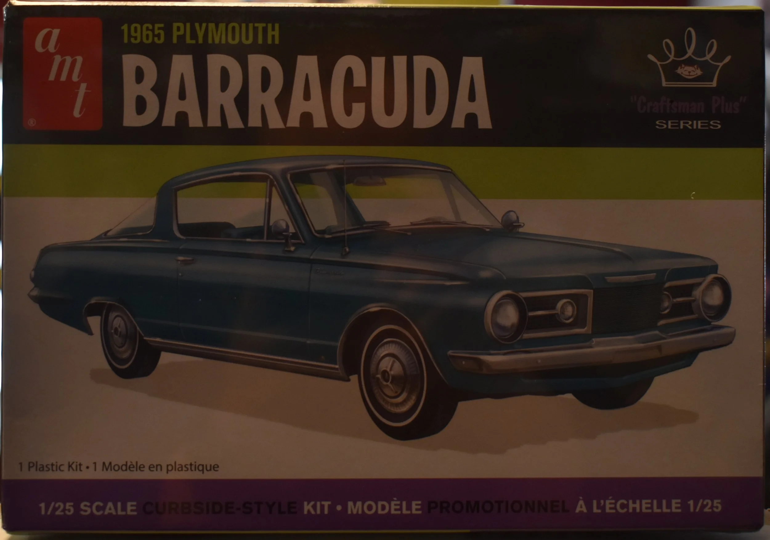 AMT 1/25 1965 Plymouth Barracuda