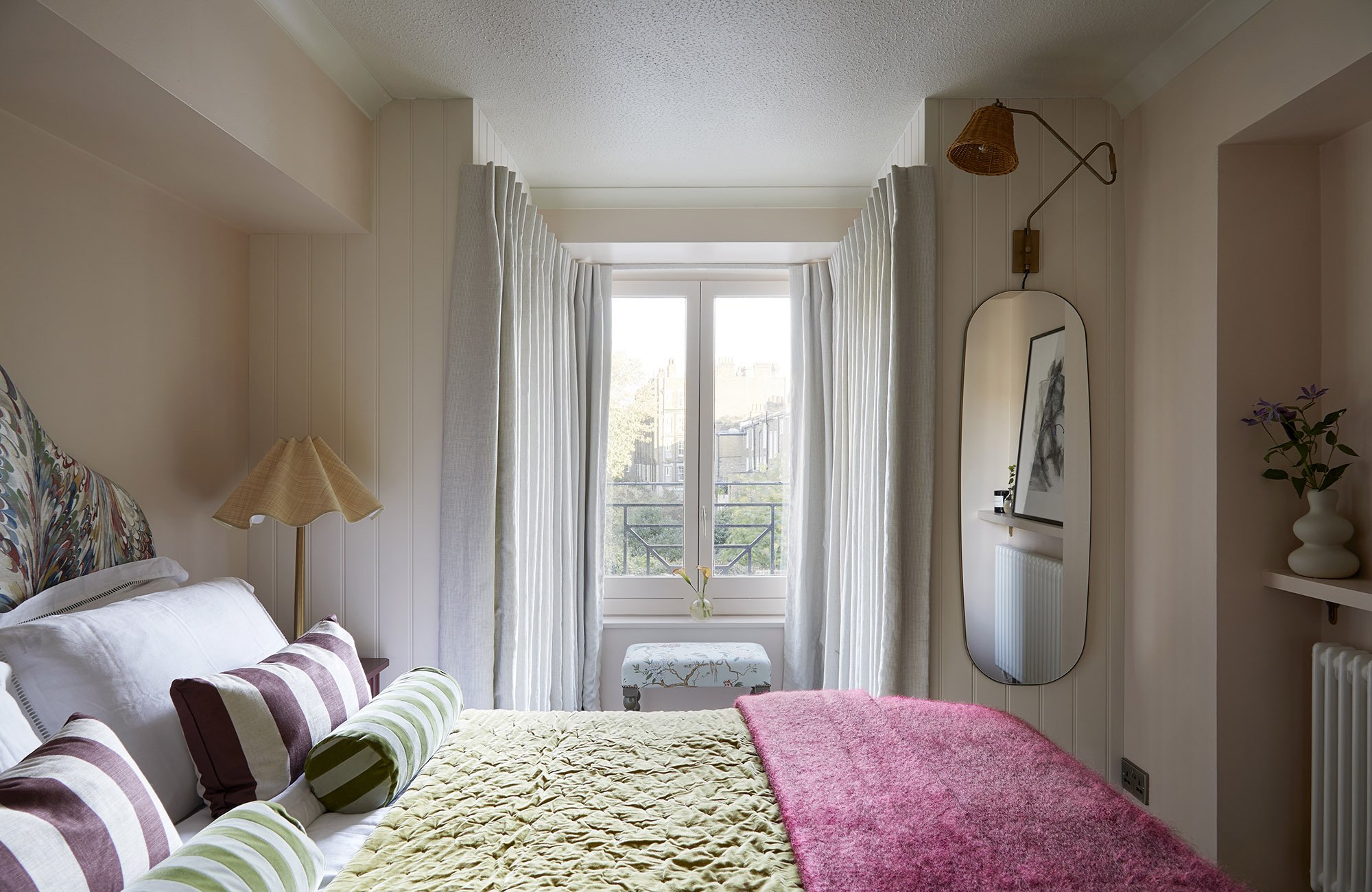 Bespoke_curtains_victoria_covell_interiors__Islington_flat_project.jpg