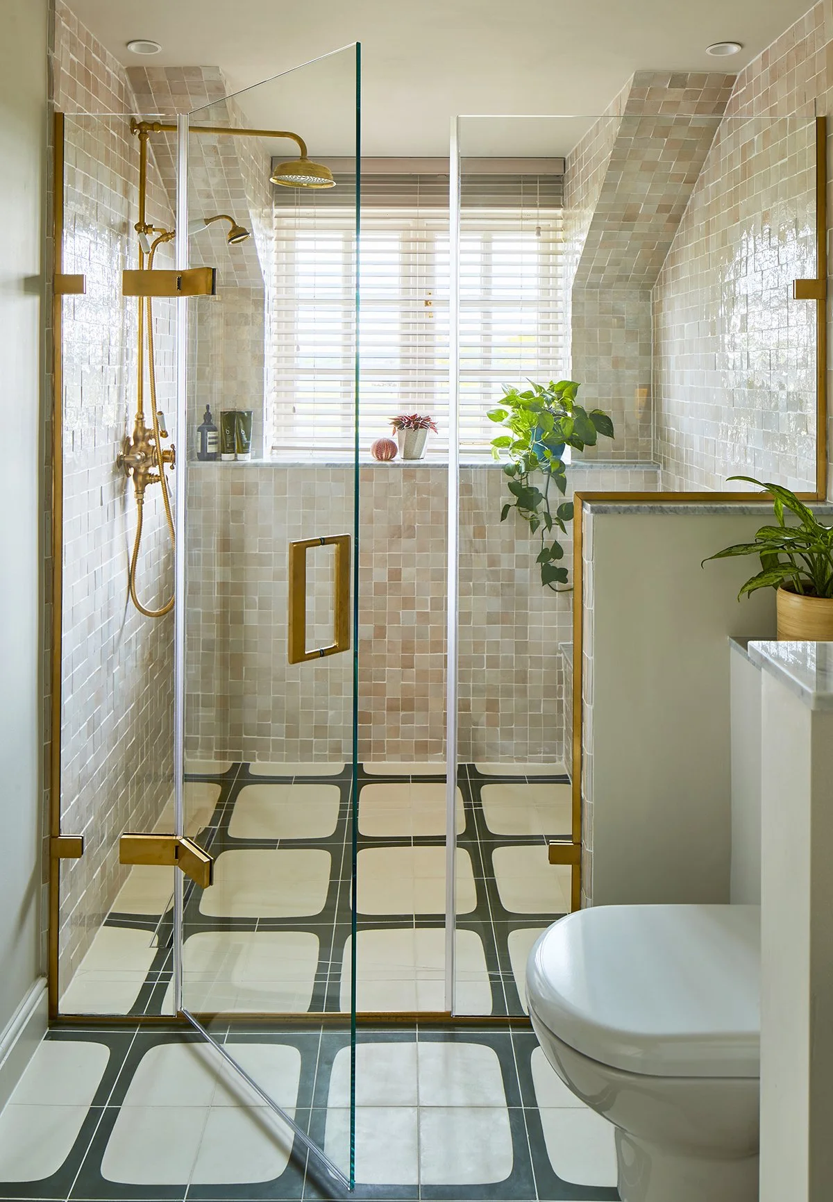 Lincolnshire Cliff Village Country Home