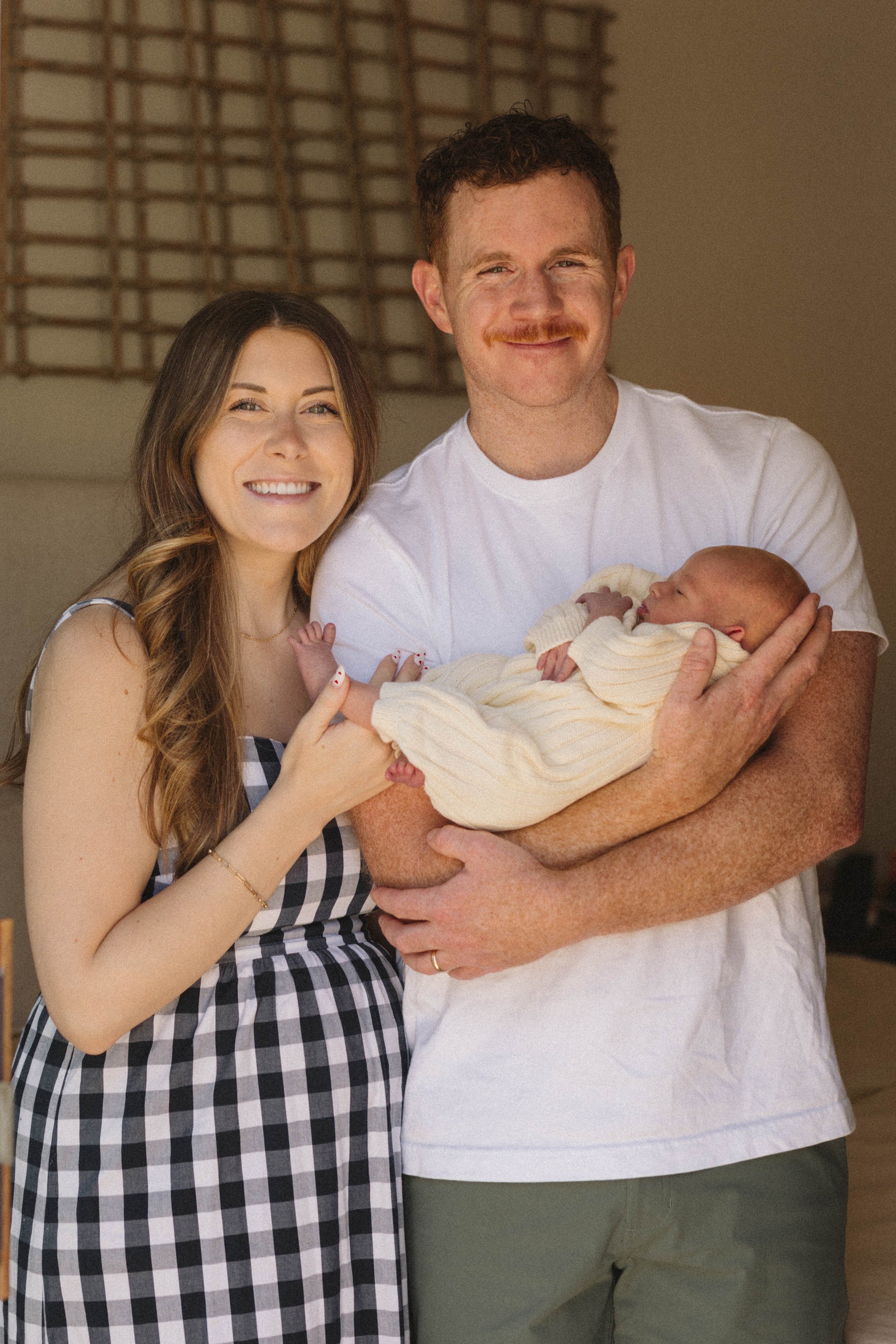 irvine-newborn-photographer-in-home-300.jpg
