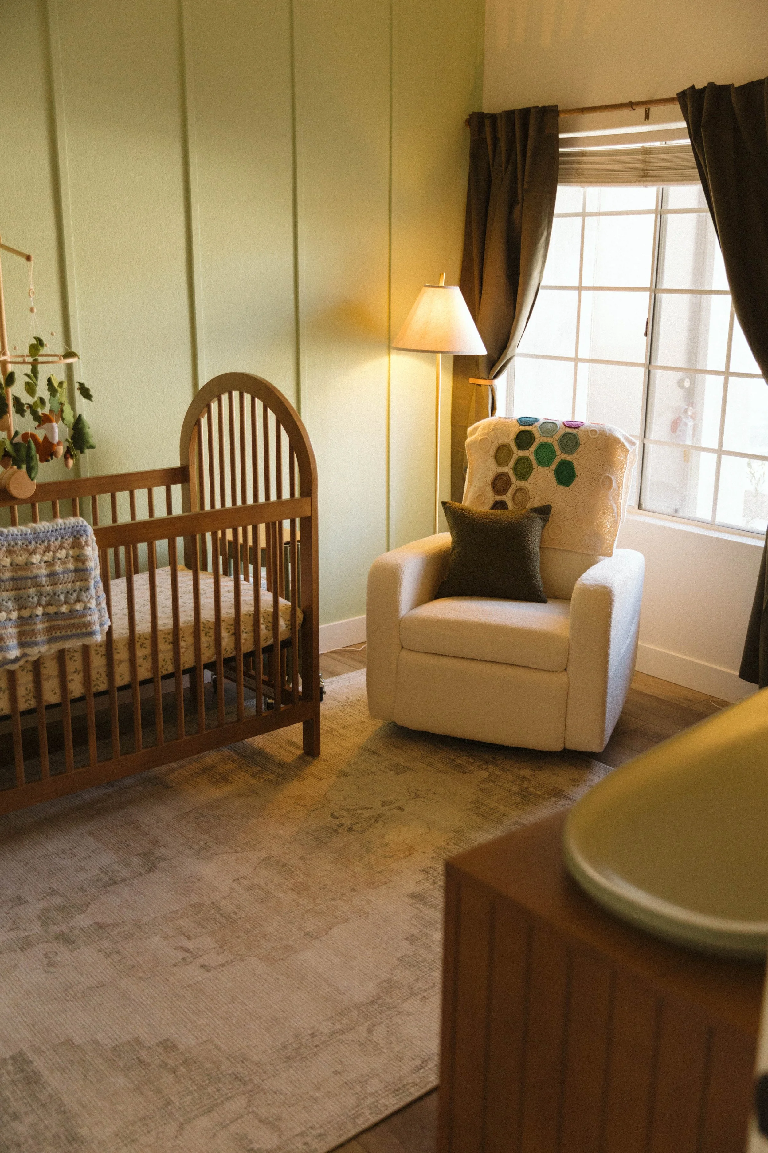 irvine-newborn-photographer-in-home152.jpg