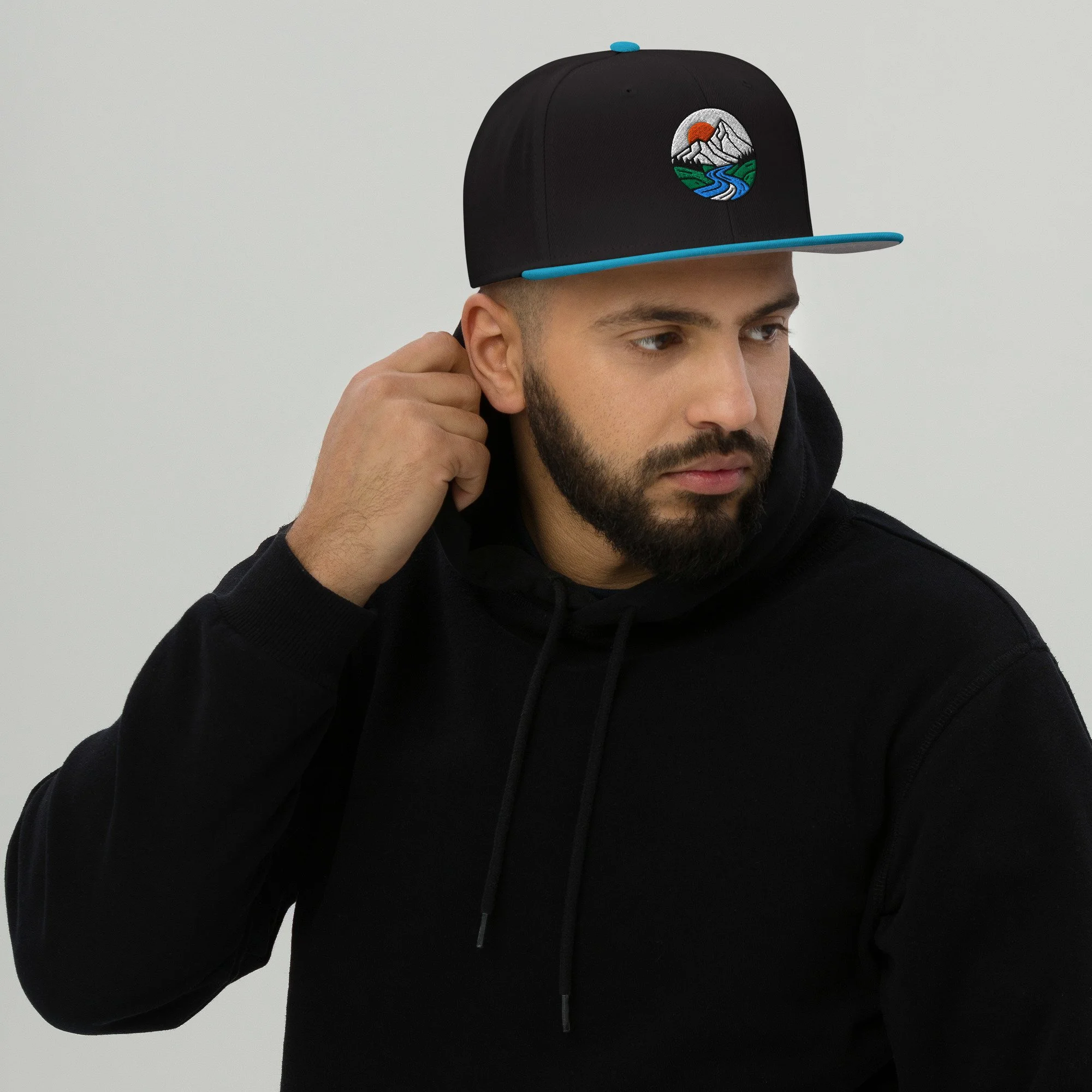 snapback-aqua-blue-black-black-front-6a70dbbb7f8dd.jpg