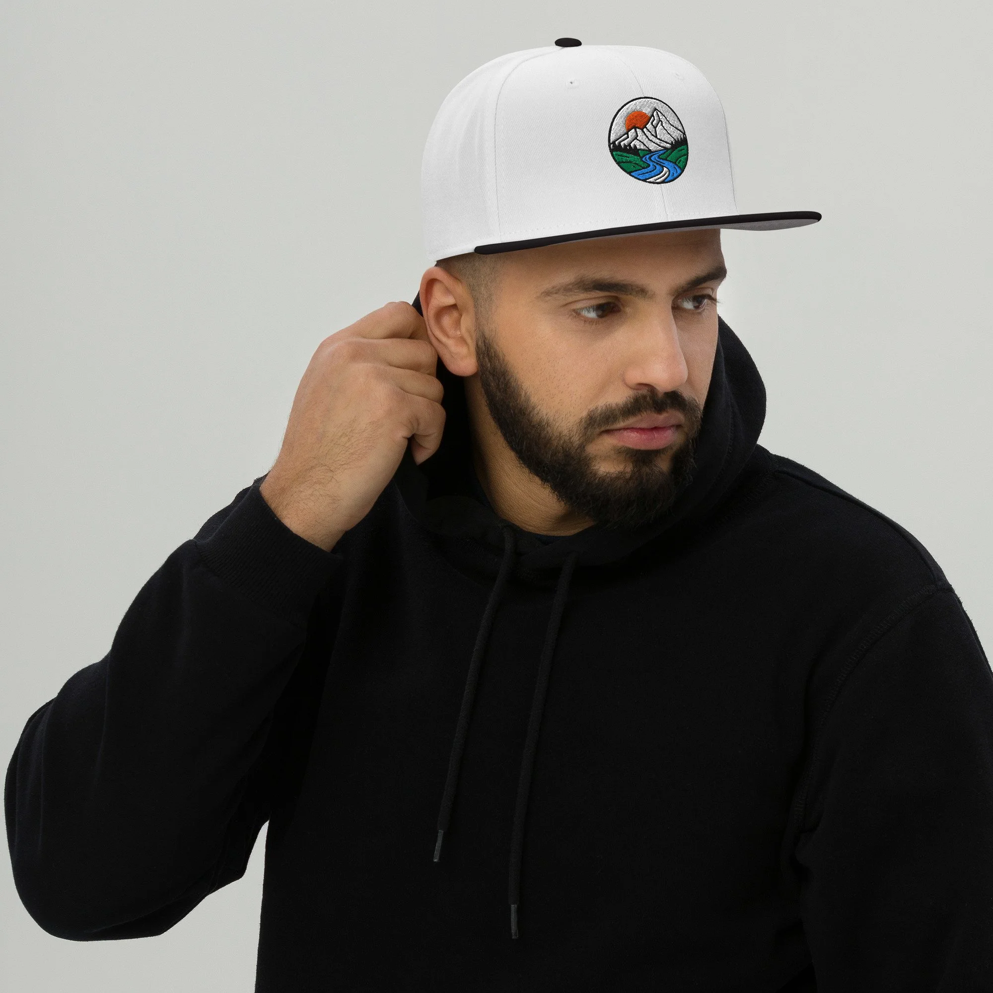 snapback-black-white-white-front-6a70dbbb7fa77.jpg