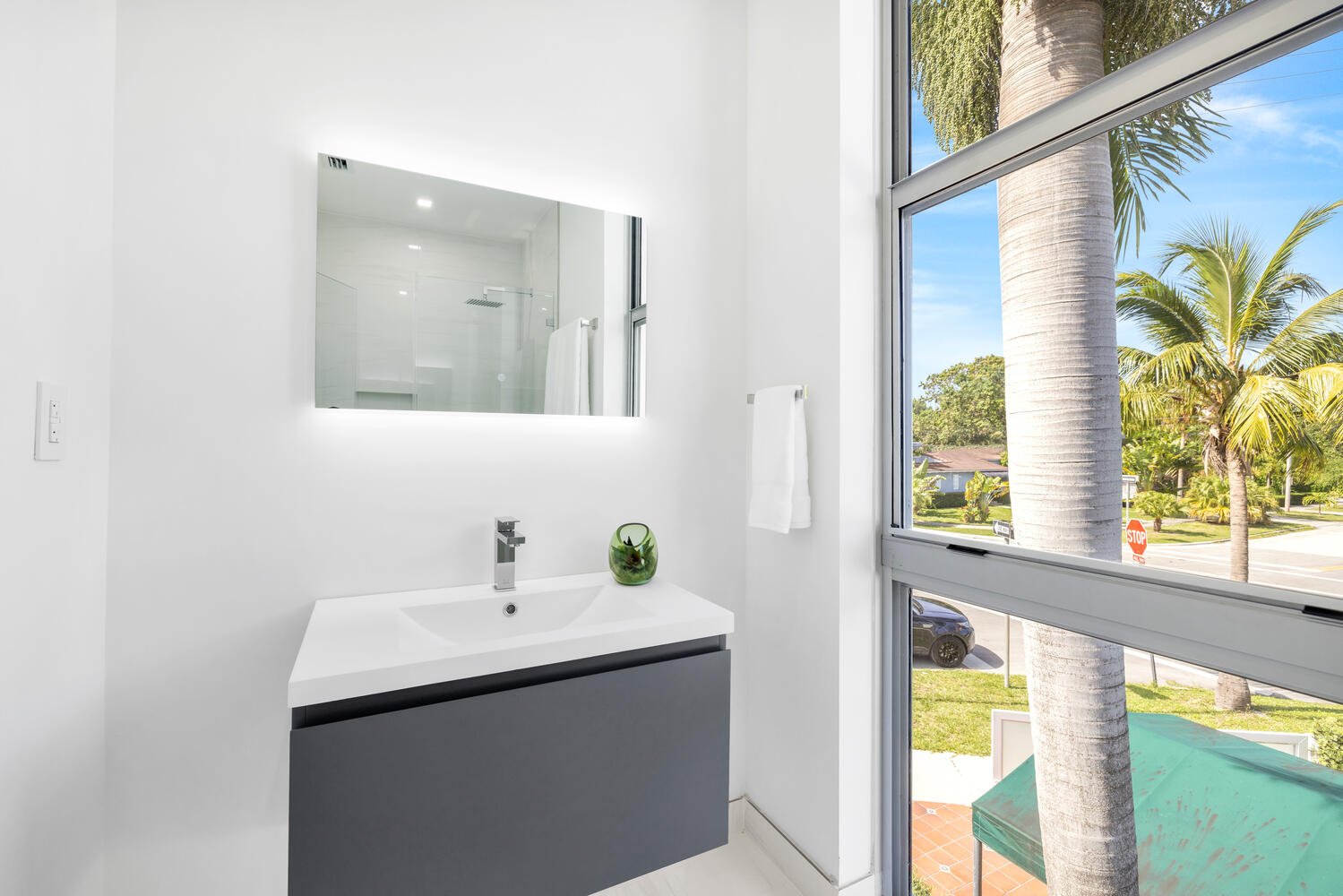 1010 SW 22nd St UNIT 1 Miami-large-032-022-2J9A4528-1499x1000-72dpi.jpg