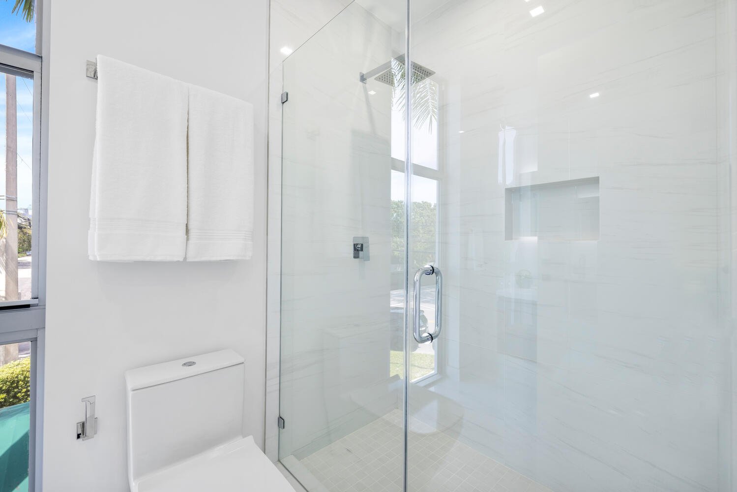 1010 SW 22nd St UNIT 1 Miami-large-031-017-2J9A4525-1499x1000-72dpi.jpg