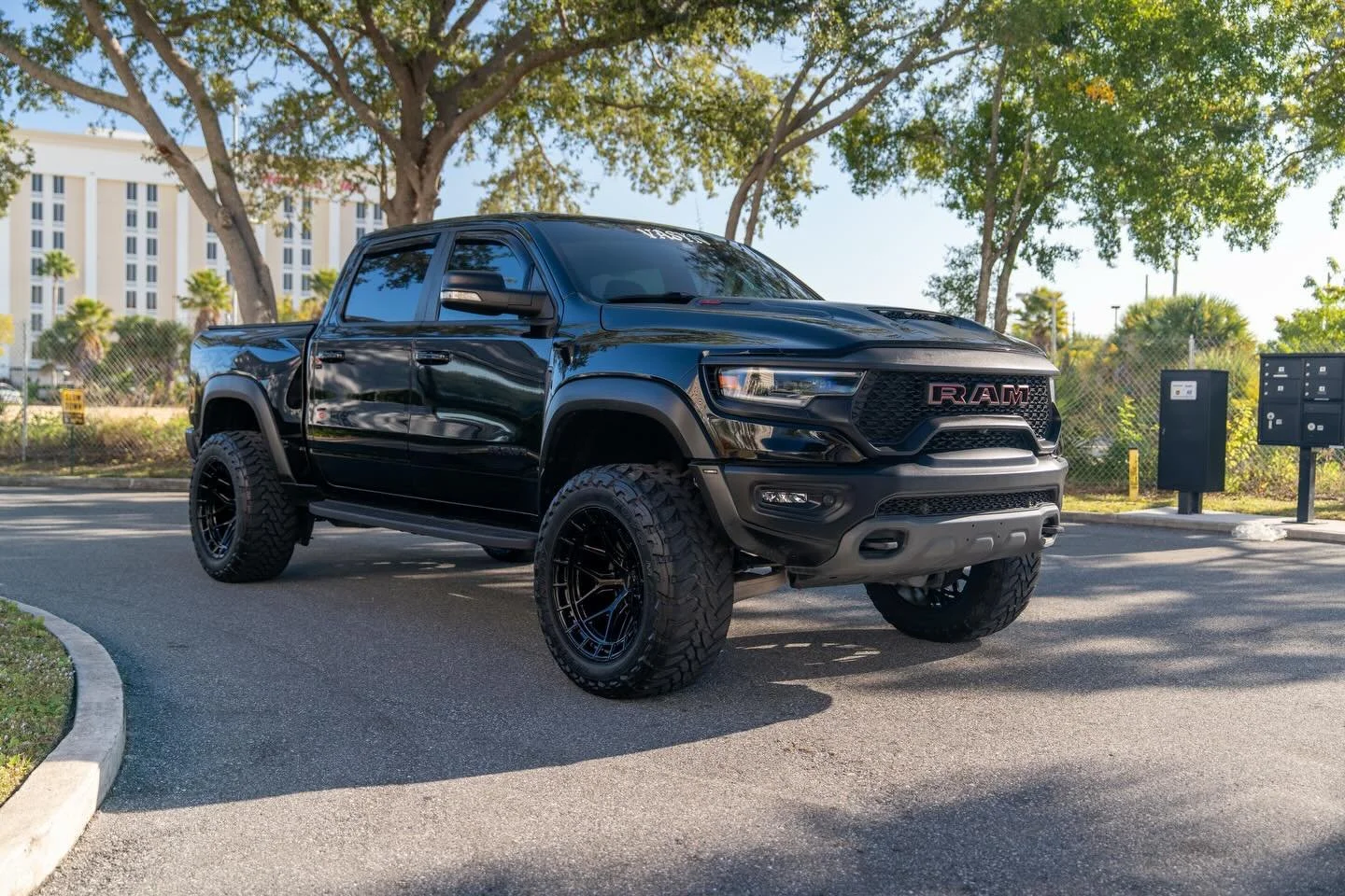 TRX Got a new look 🔥🐺

Client got new wheels and a lift kit

Whatever you need 📞‼️

#trx #ramtrx #liftkit