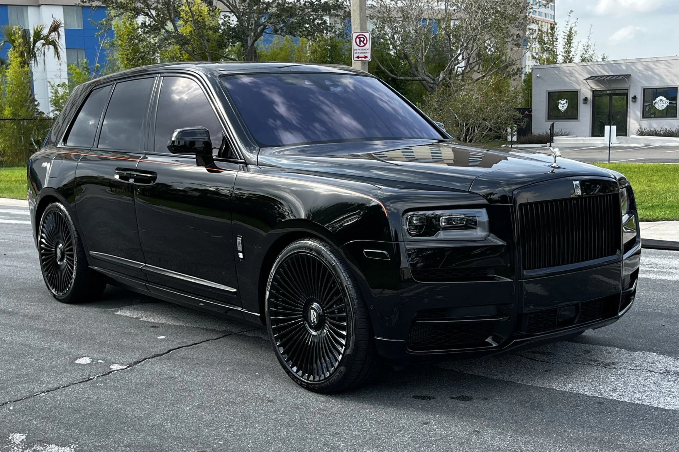 Rolls Royce Cullinan Forgiato Wheels - Wolves Den Custom Orlando