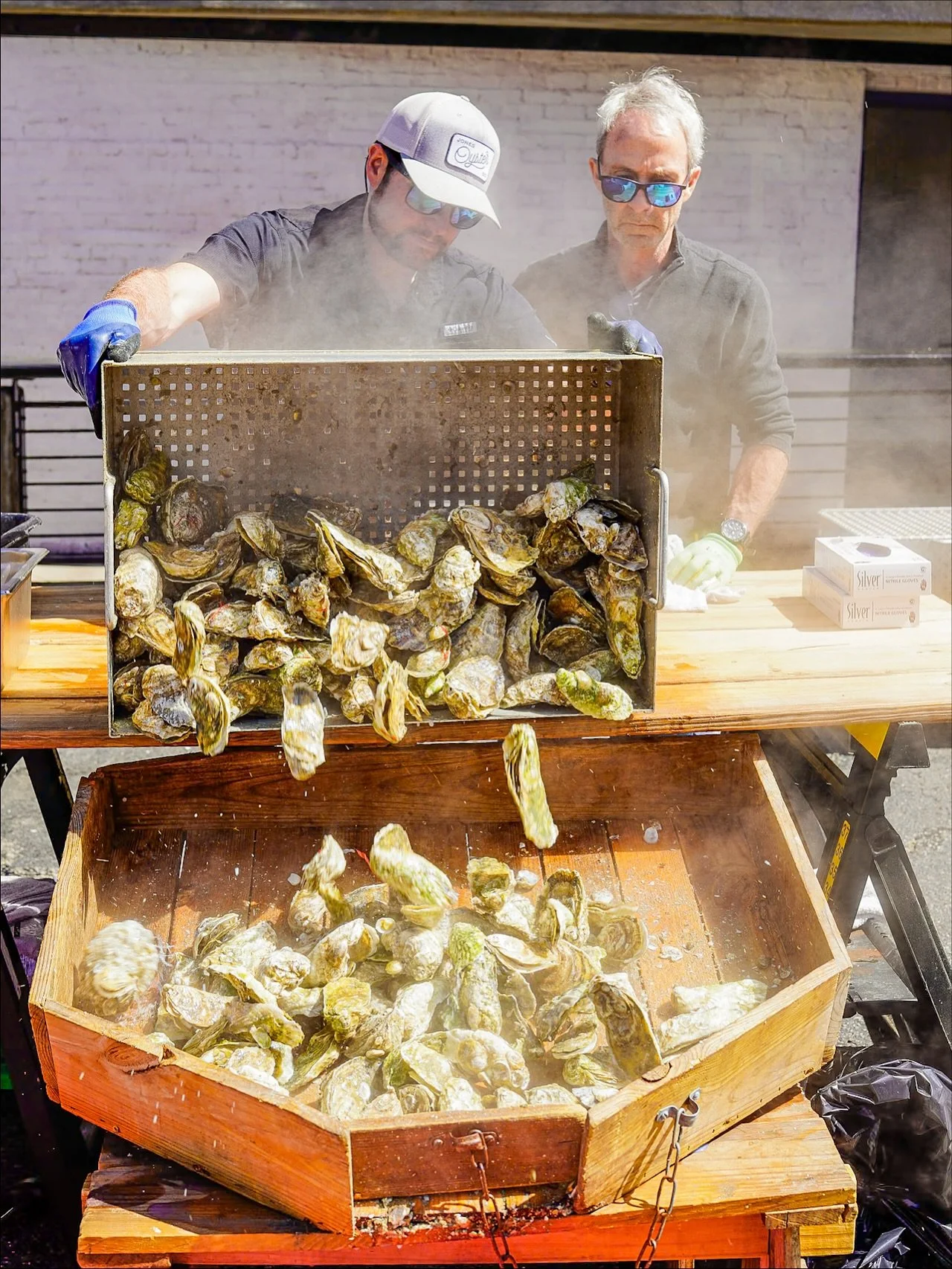 *CONTEST!* Win 2 Oyster Roast tickets &amp; merch from Jones Oyster Company to celebrate our first oyster roast of the season this Sunday! 🦪🔥

We&rsquo;re giving one lucky winner 2 tickets to our Oyster Roast on October 26th &amp; Jones swag! 🥳

?