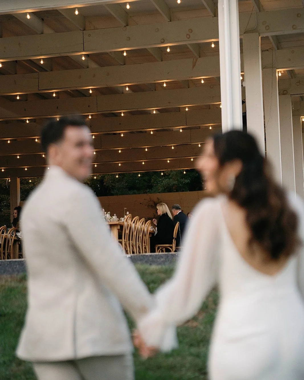 My first wedding of the season is next weekend and I can't wait to get back into these exciting, jittery wedding day moments again...

photographer @alyssavanzophoto
coordinator @weddings.brooke
venue @audreysfarmhouse
florals @ashnearthfloral
statio