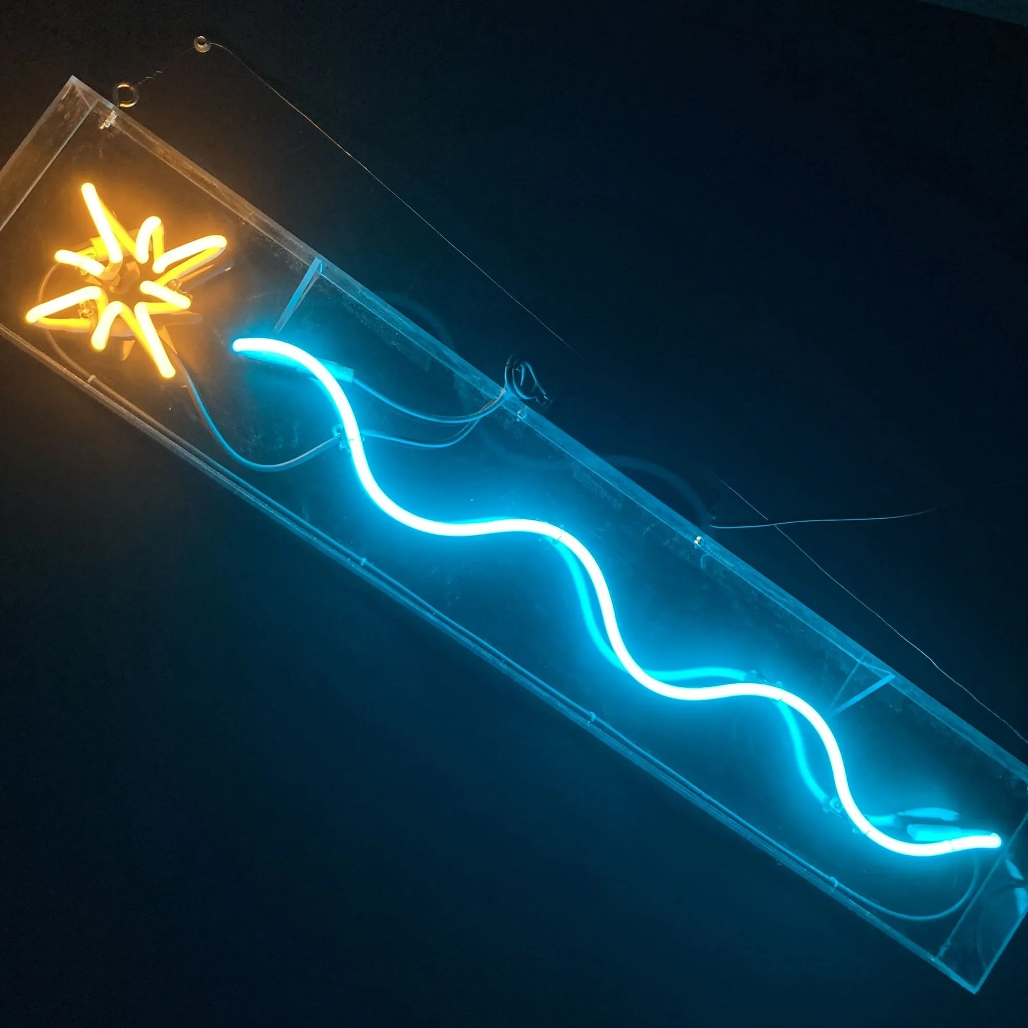 #135 Squiggle Sparkle C