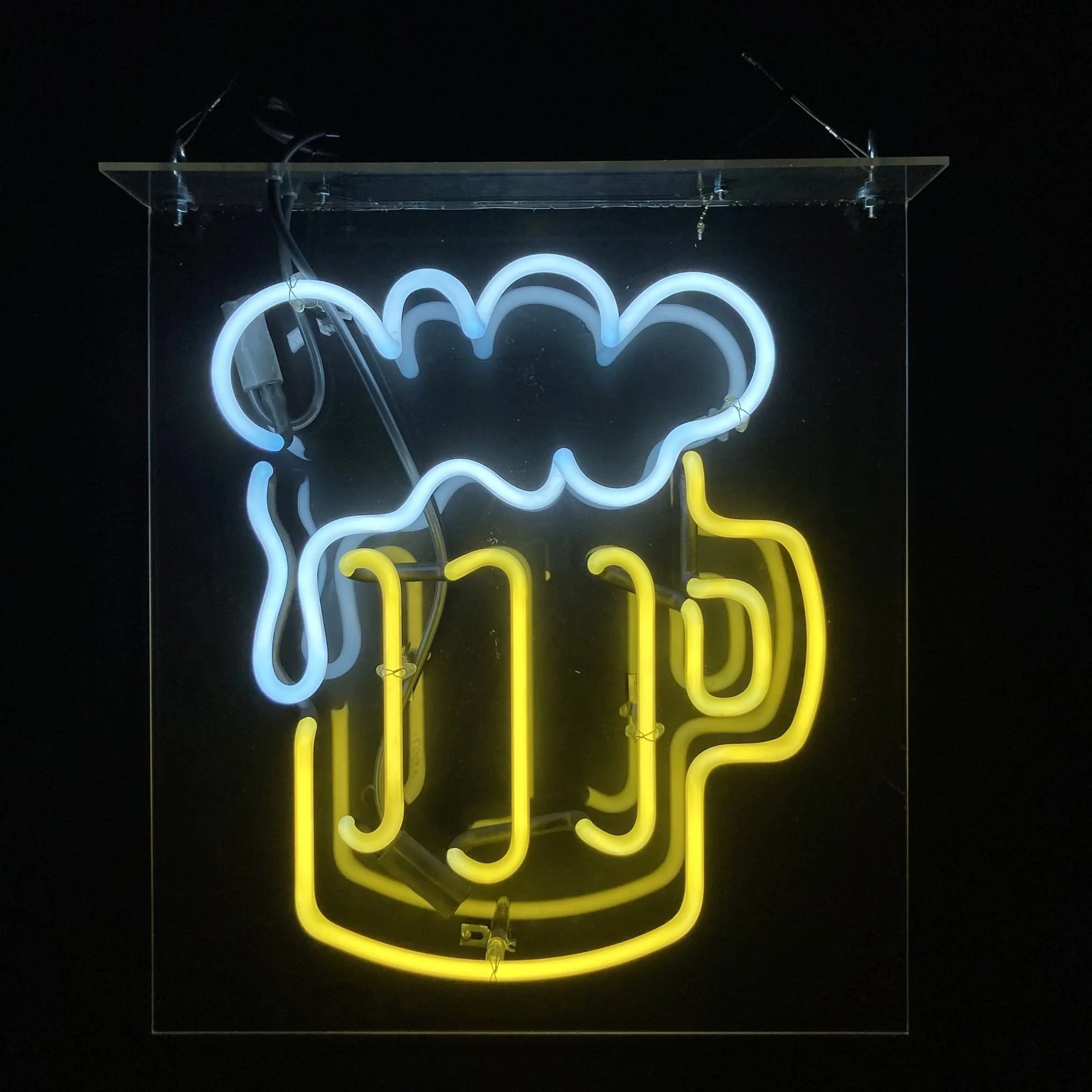 beer mug neon sign prop rental