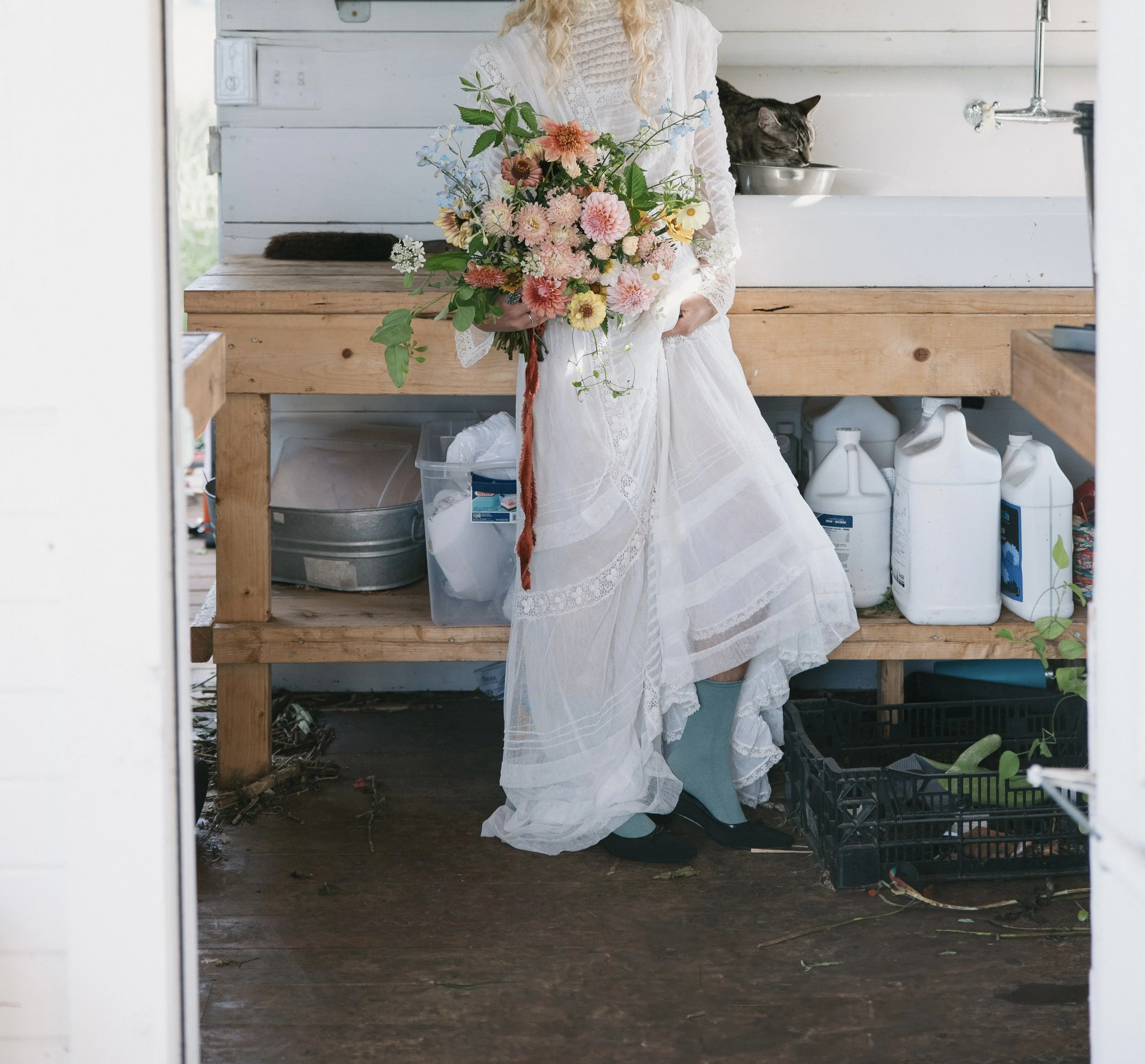 Earth_Worship_Floral_LizArrangements14.jpg