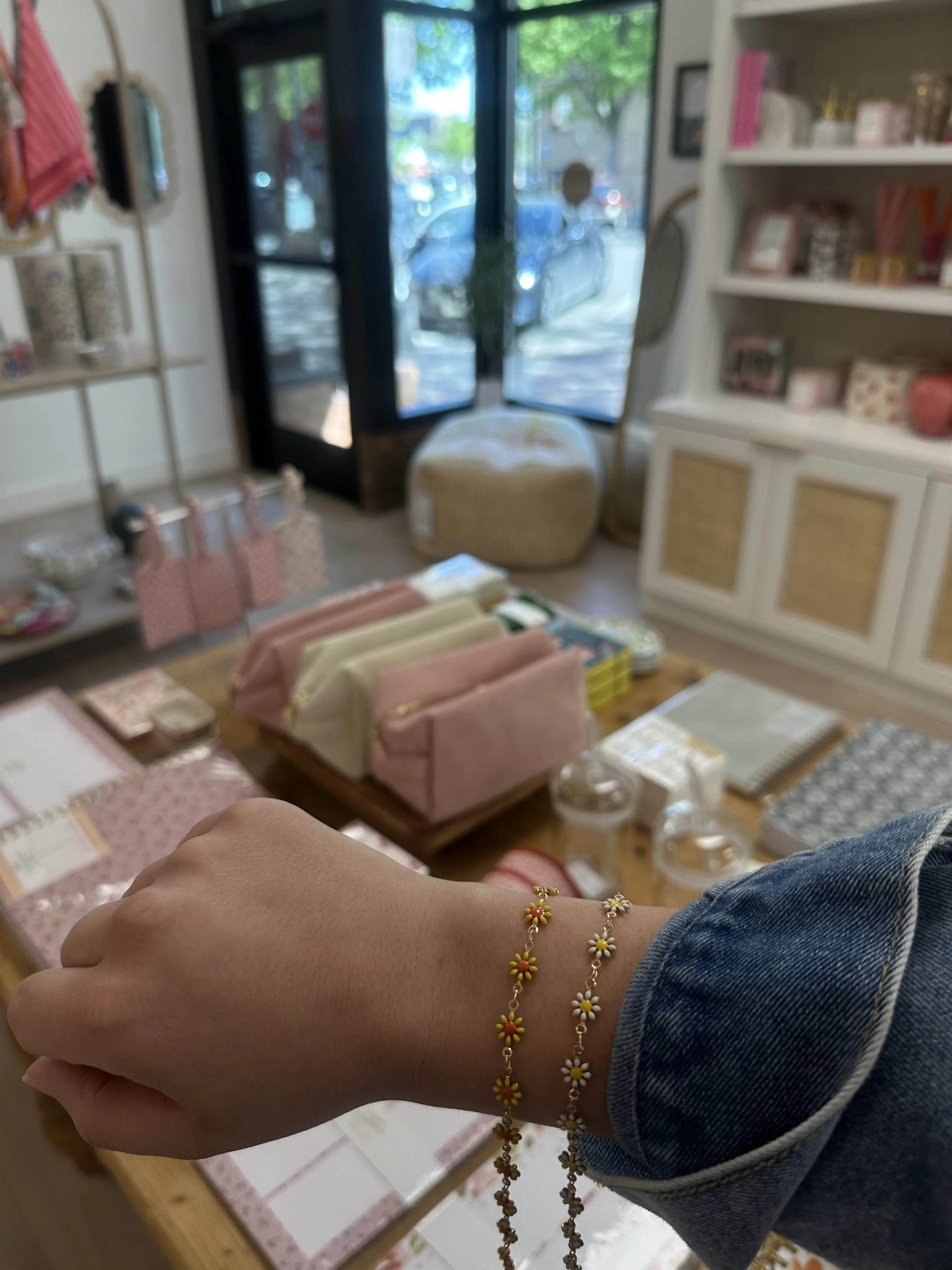 Ivy Boutique Open Hours 