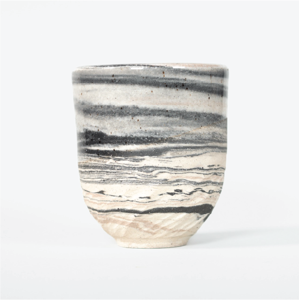 Color Combo: Rhodonite
||| Key Colors: White, Tan, Black
||| Body Shape: Wan | Wide Opening with a tapered foot.
||| Finish: Heavy Tourque Chattering
