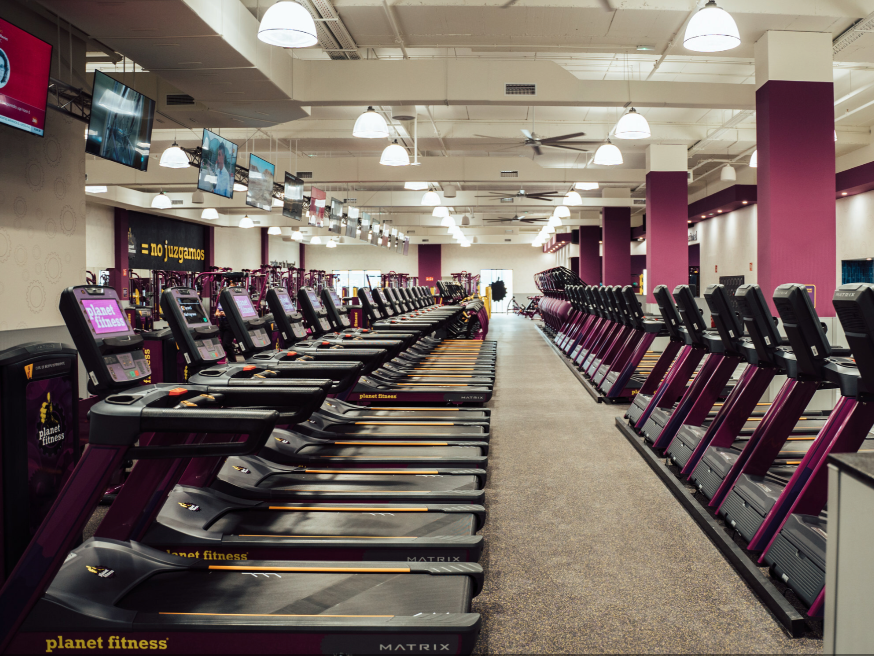 Planet Fitness Flexes Strong Growth and Signals a Premium Price Shift Ahead