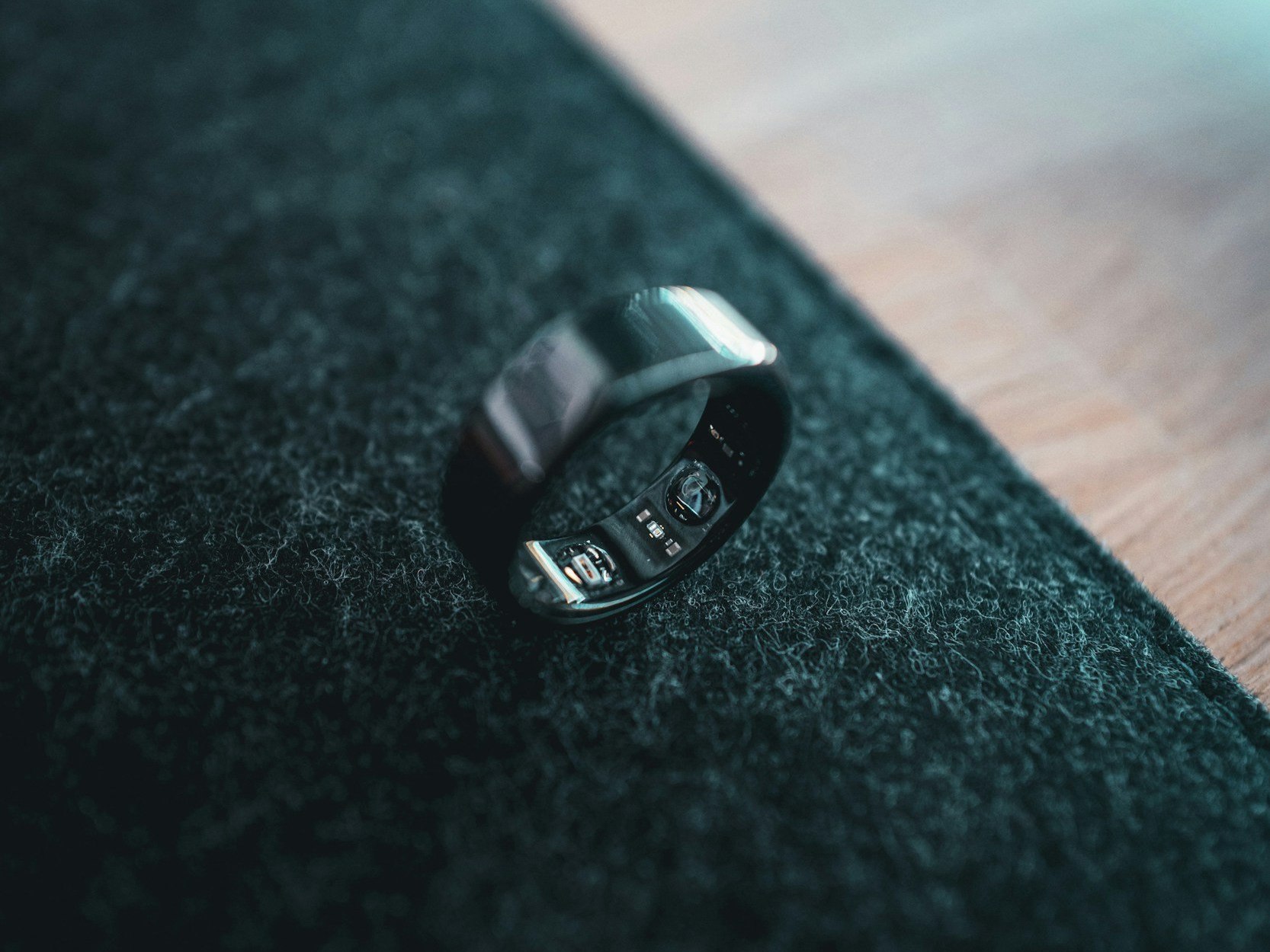 What 365 Days of Wearable Data Say About How the World Slept and Stressed in 2025