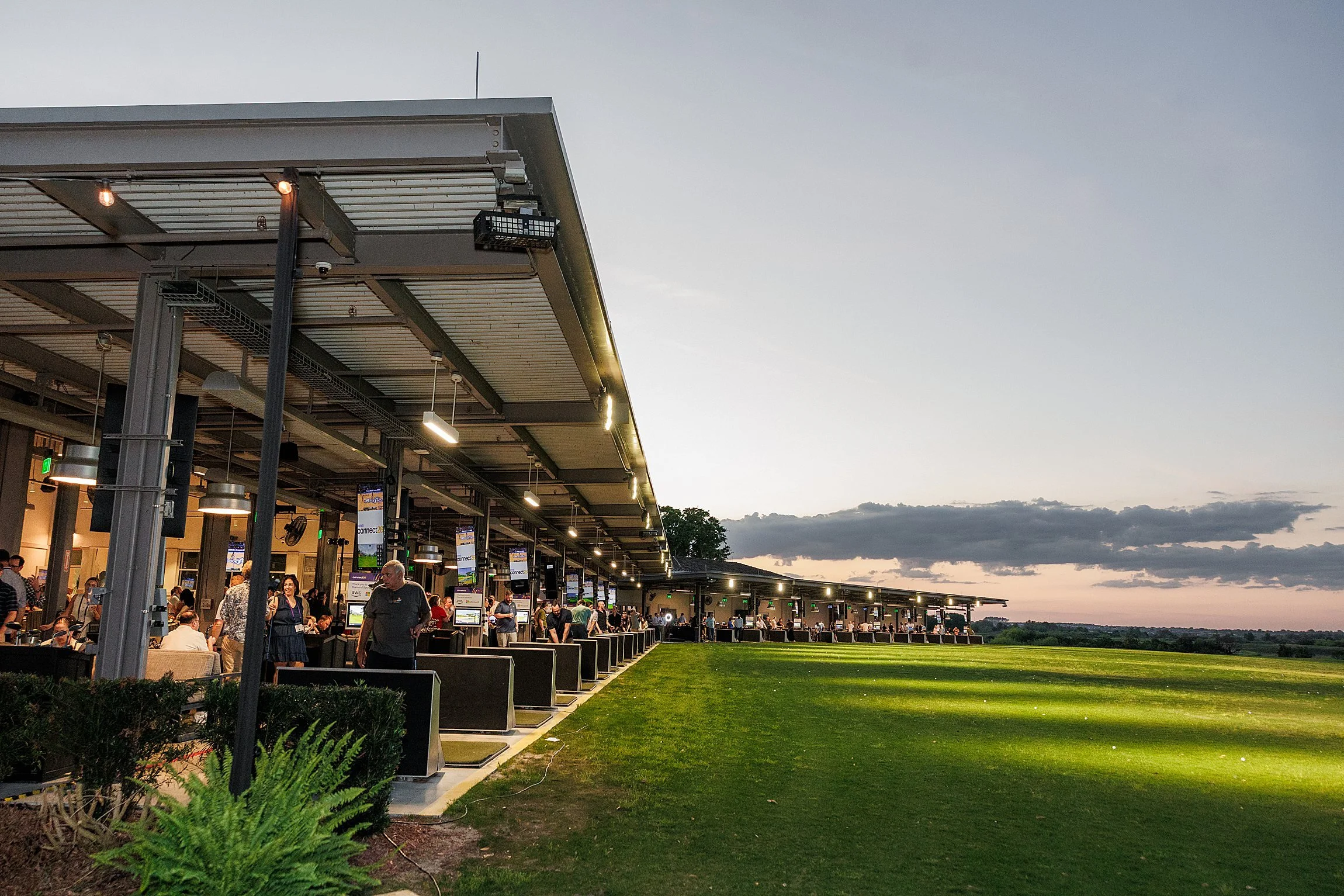 orlando-corporate-party-event-photographer-top-golf-eagles-edge-omni-champions-gate_0704.jpg