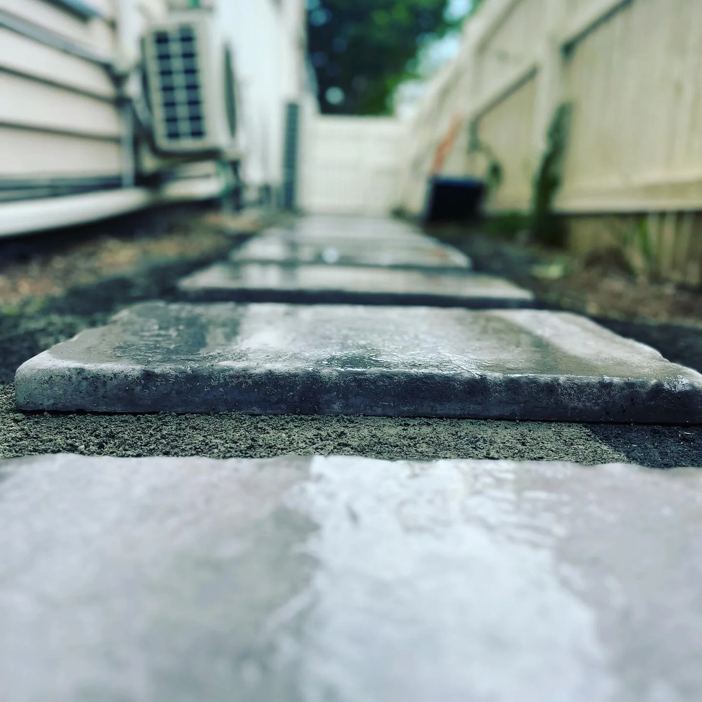 Stunning pavers taking over a previously unused part of the home.

I absolutely love when an otherwise wasted space in a garden can become a work of art.

We&rsquo;ve had a team of eight working their way through this entire garden overhaul in Ashgro