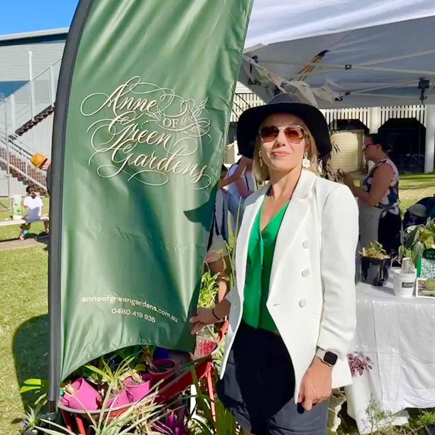 Sherwood fete plant stall, what an epic success.

Brilliant work by the conveyors and such a happy day to be part of. Every plant sold!

Nothing but happy faces everywhere. What a team!