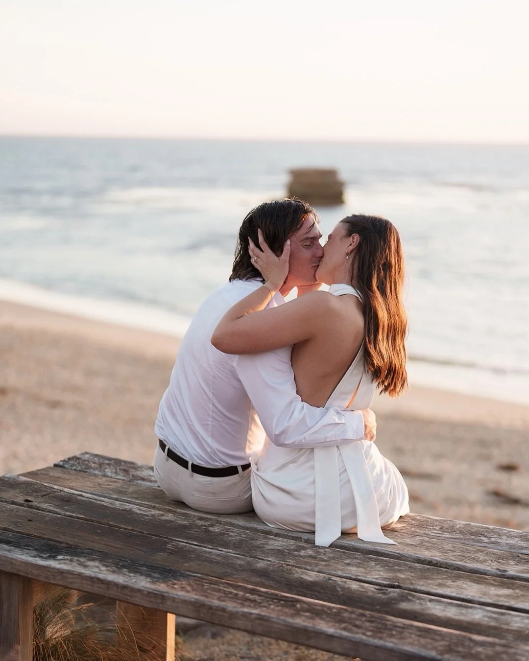 April + Sam 🖤 a little sneak peek from your gorgeous wedding at All Smiles on the weekend. Thank you so much for having us along to capture the day with you 🖤