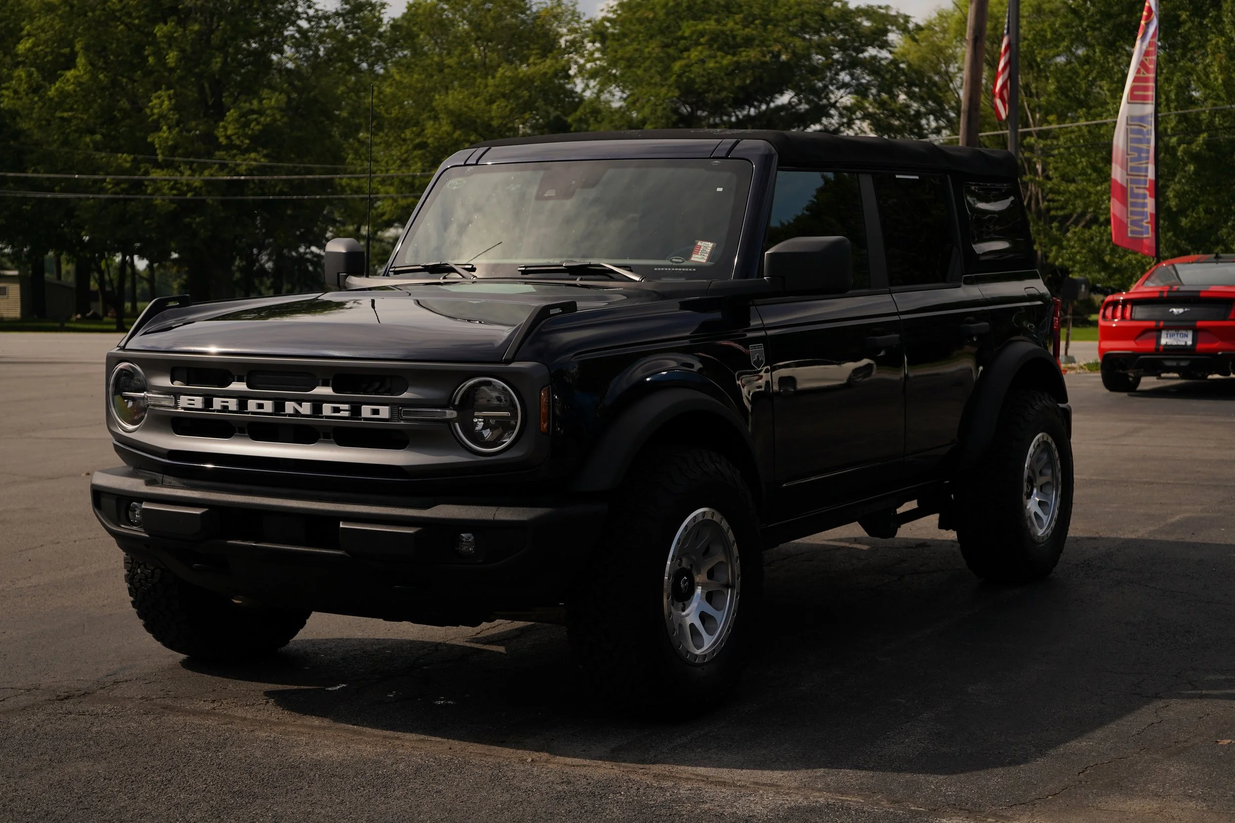 black ford bronco