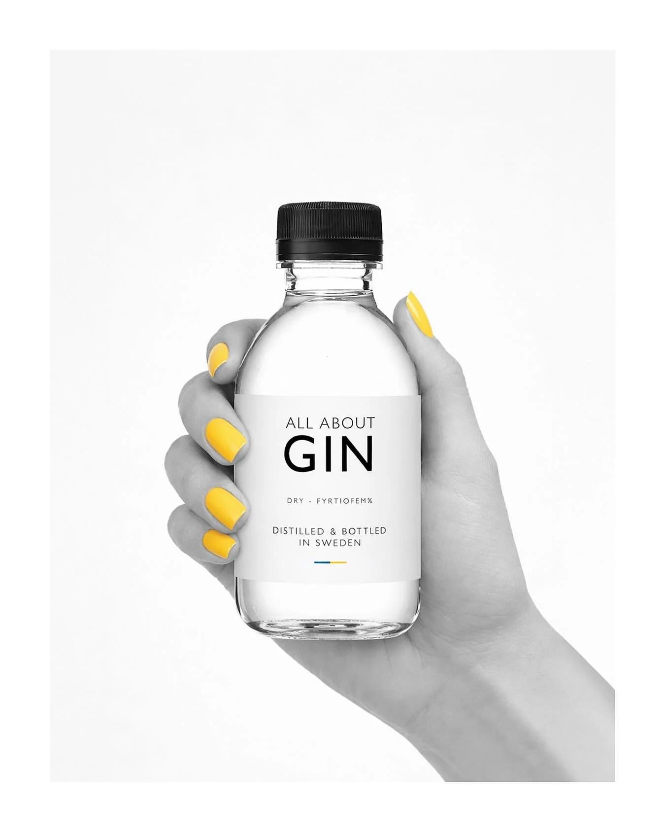 I dag lanseras All About Gin i 200 ml i cirka 215 av Systembolagets butiker 🍸

Ett alternativ f&ouml;r dig som vill uppt&auml;cka ginen, ta med den eller f&ouml;redrar ett mindre format hemma.

Samma rena och balanserade smakprofil.
Tydlig enb&auml;