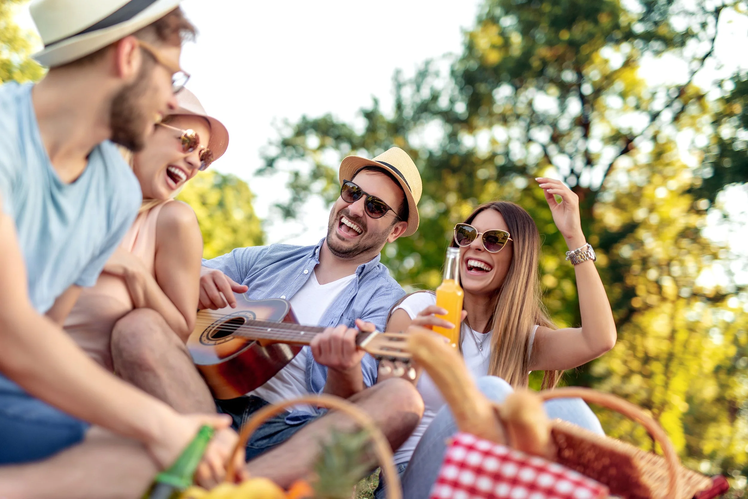 Social stund med cocktails och premiumdrycker