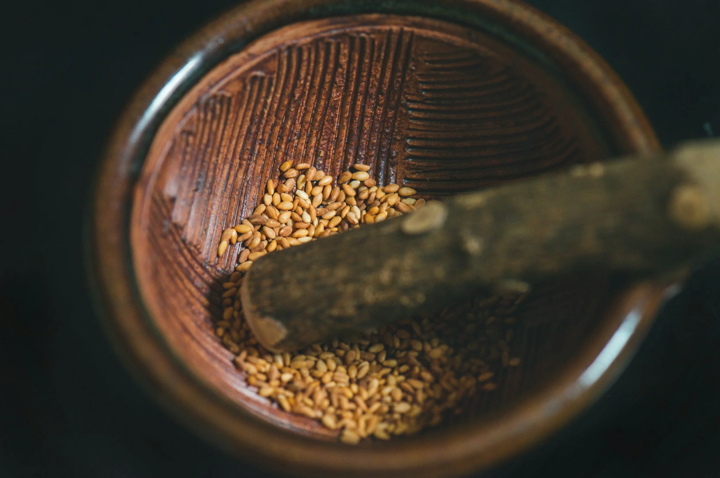 Sesame in Ayurveda: The Complete Guide to Healing, Nutrition, and Daily Wellness