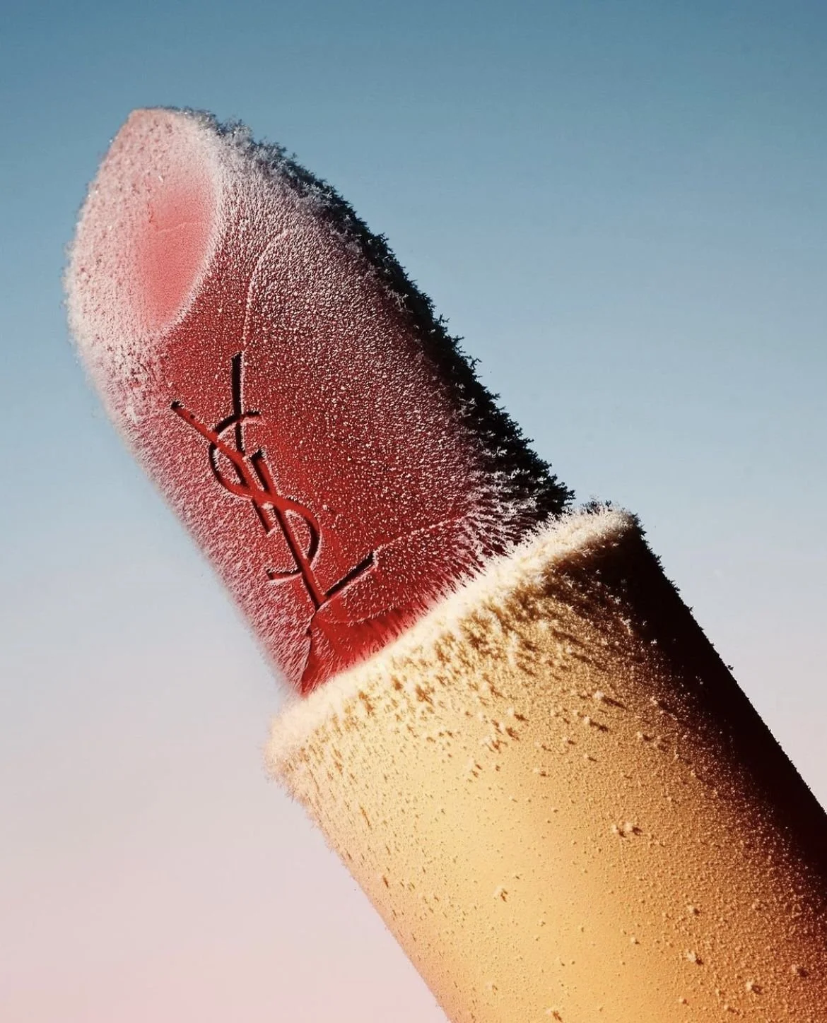 How to Start a Makeup Line with a Private Label Manufacturer