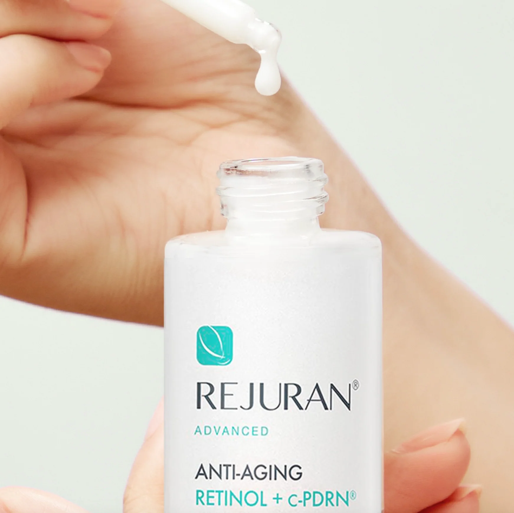 Retinol_e22690f4-f821-4297-afec-badbf638fc38 1.png