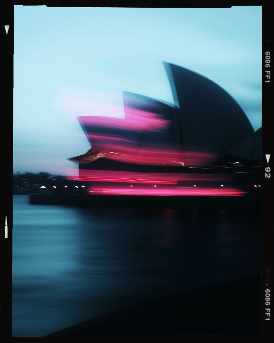 Shades of #sydney 
@fujifilmx_au