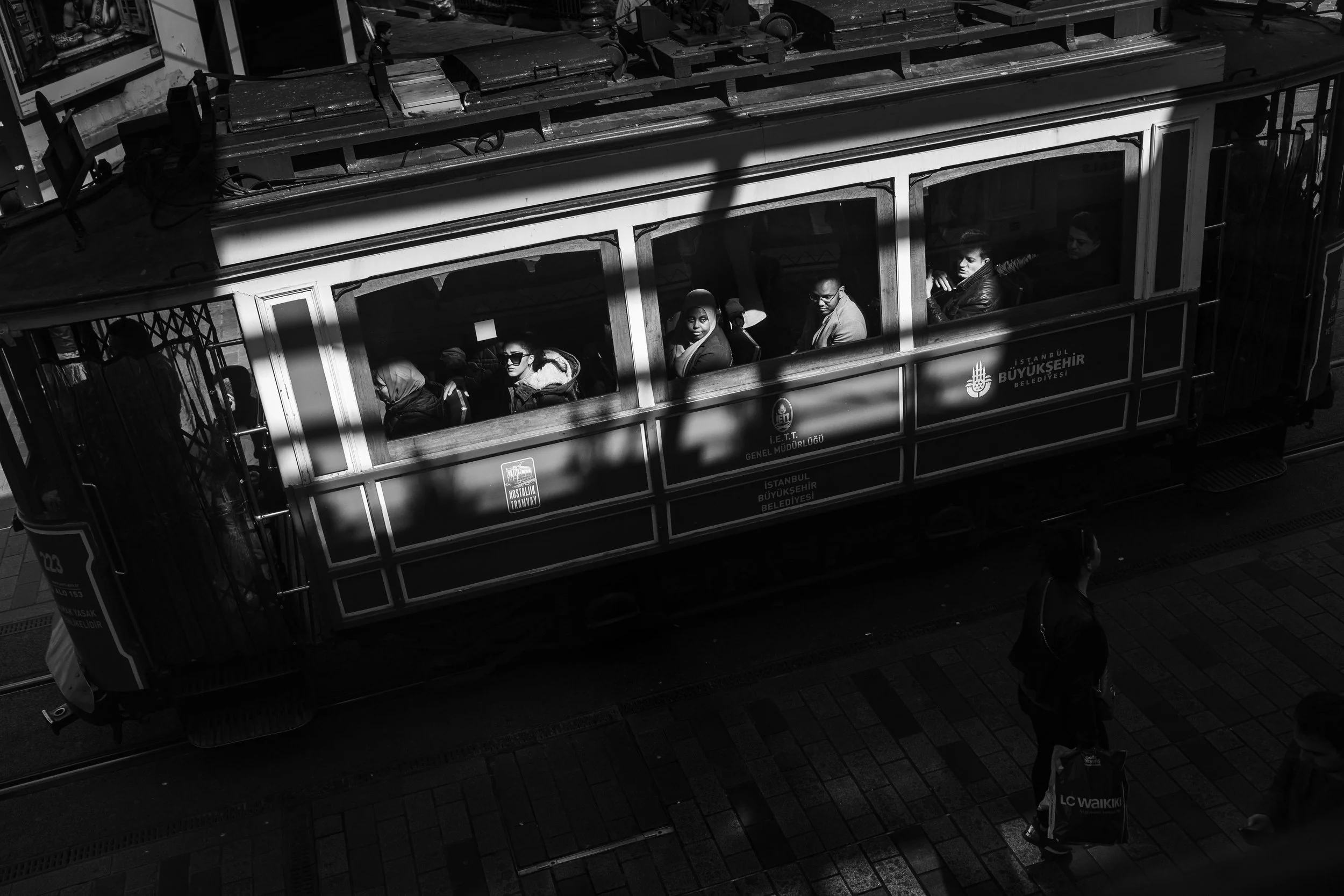 Street_tram_2019_Istanbul-1-2.jpg