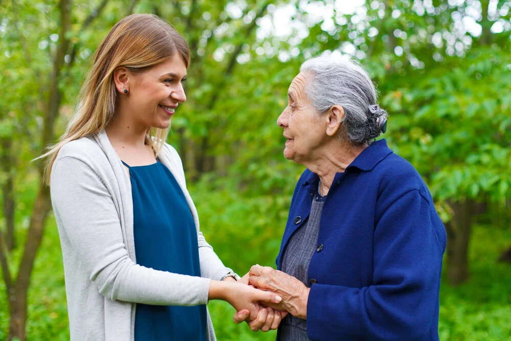 7 Ways to Connect With Your Loved One with Dementia