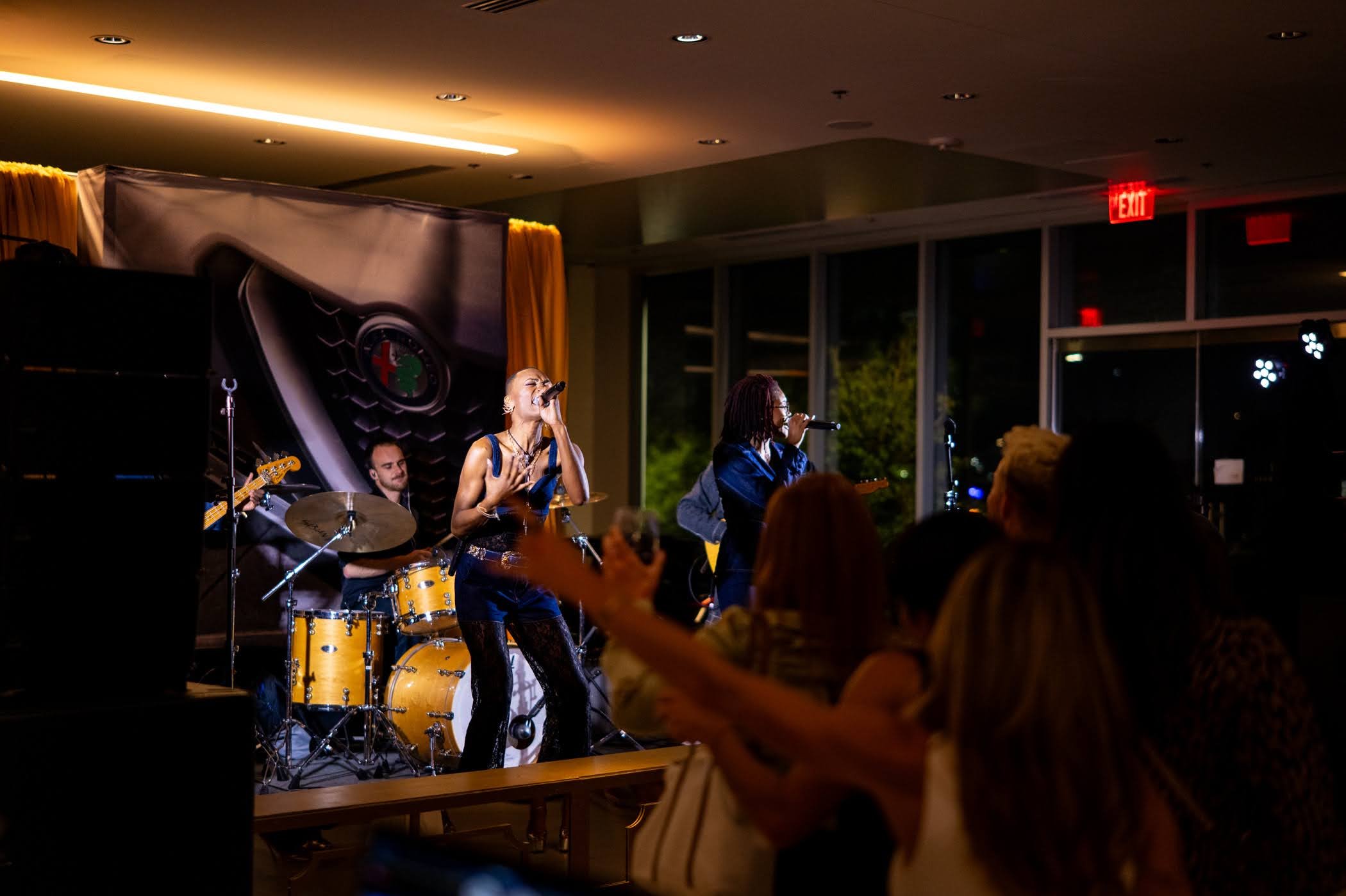 MODERN_LUXURY_24TH_&_TENTH-1174276.jpg
