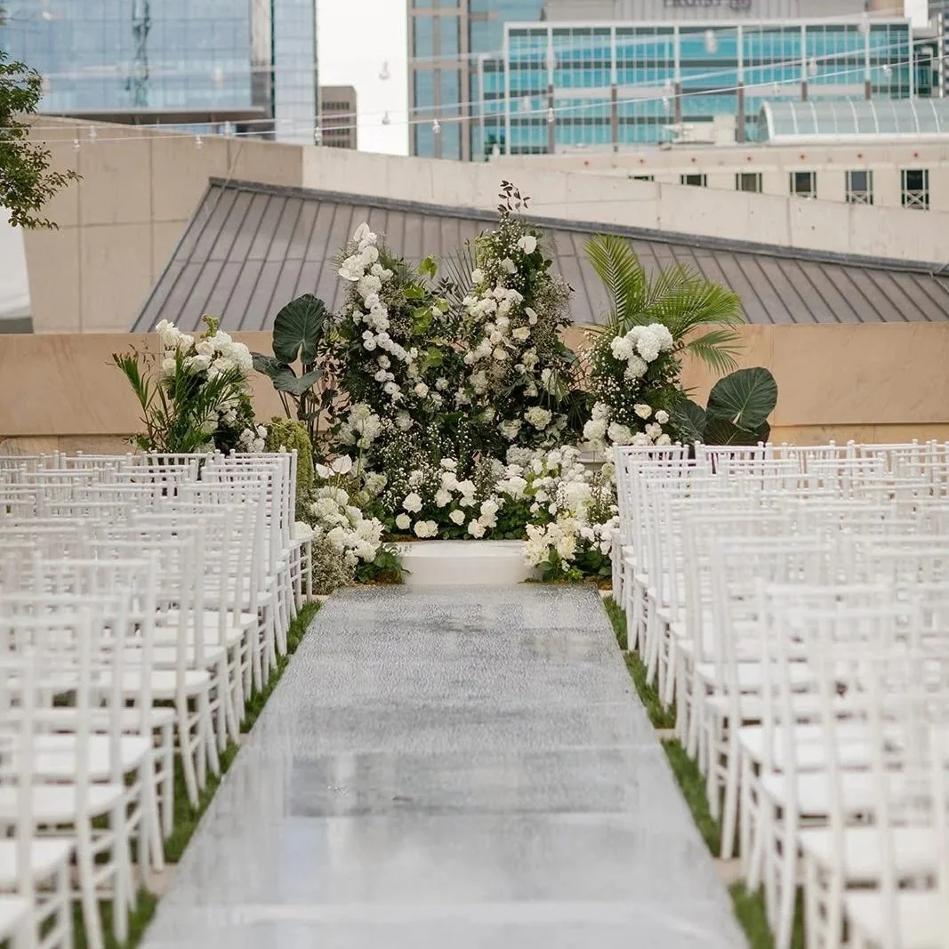Mirrored Aisle