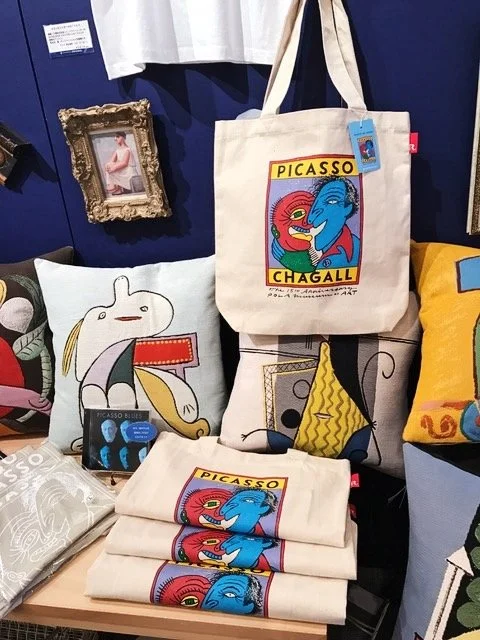 Illustrated merchandise design for Pola Museum of Art exhibition 'Picasso and Chagall: IMAGINARY DIALOGUES' by freelance illustrator Sayori Wada