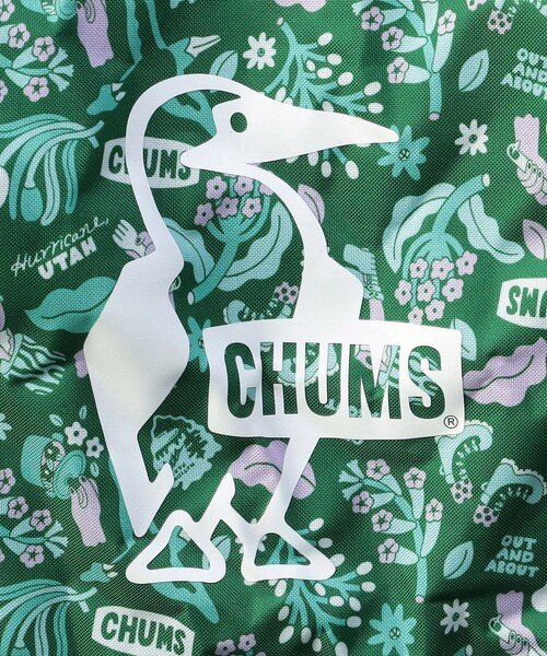 Pattern illustration for CHUMS Japan camping goods including tents and accessories by freelance illustrator Sayori Wada