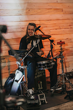 90%90s_drummer.png