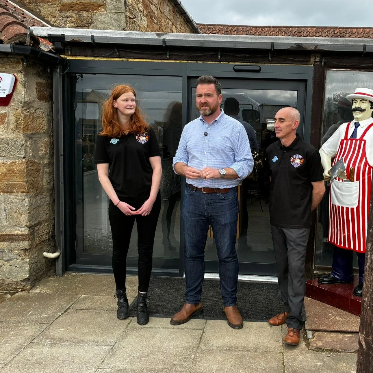 Small businesses and local entrepreneurs are the backbone of our local economy, creating jobs, backing local suppliers and investing in our communities.

That&rsquo;s exactly what @dewarfamilybutchersltd are doing in East Calder.

After the success o