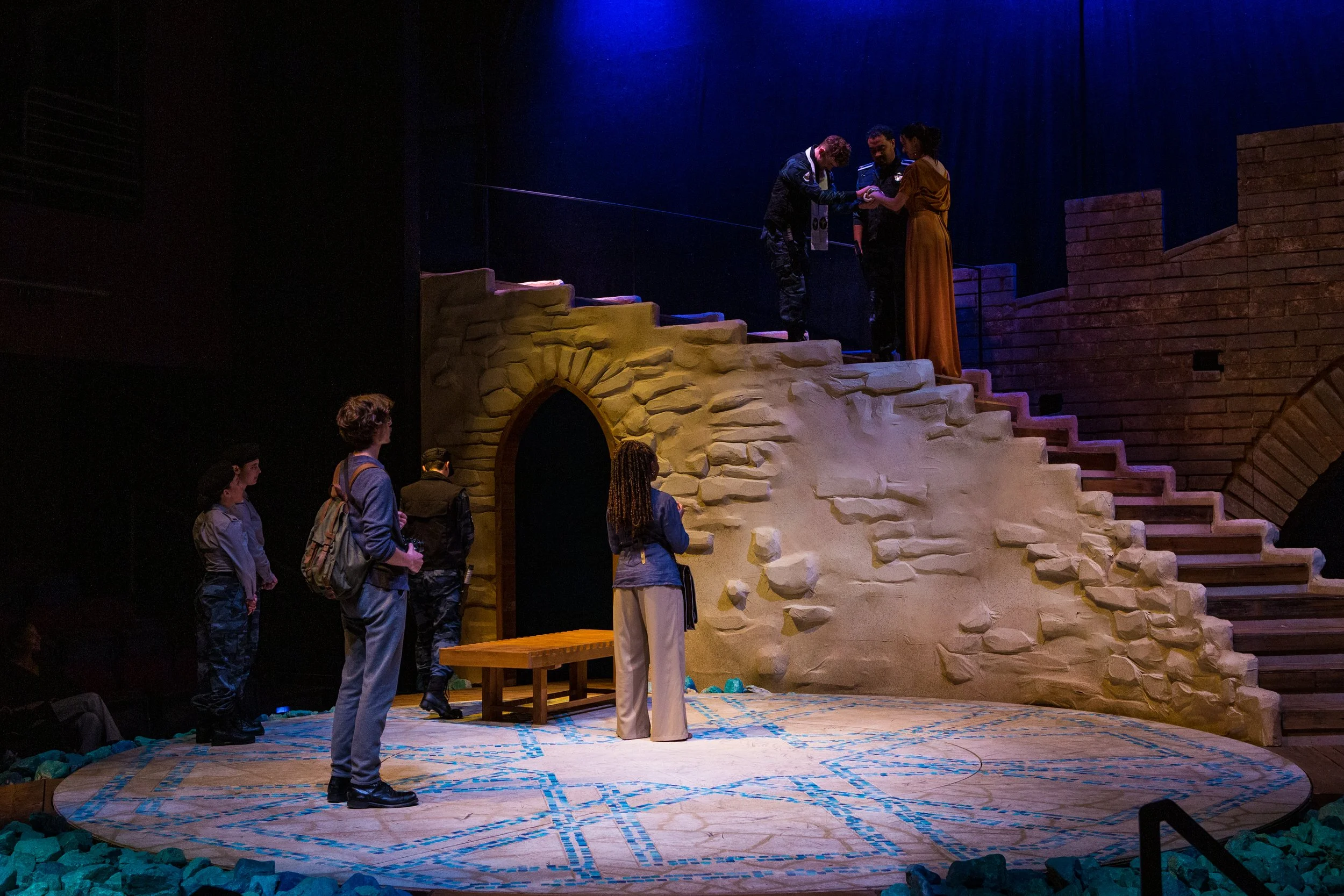 "Othello"

Scenic Design: Brian Clinnin
Photo: Amy Peterson