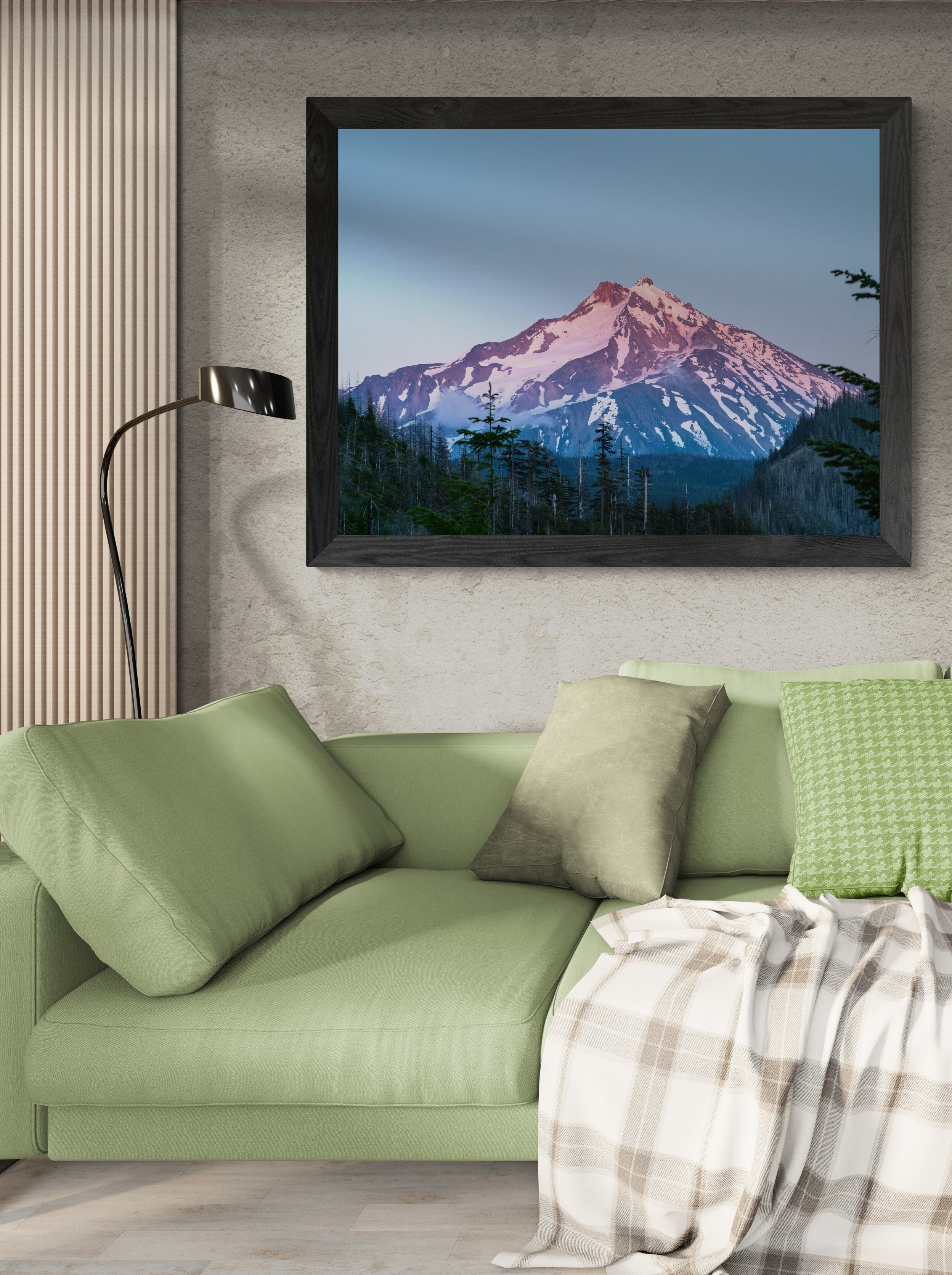 Comfy_sofa_next_to_feature_wall.jpg