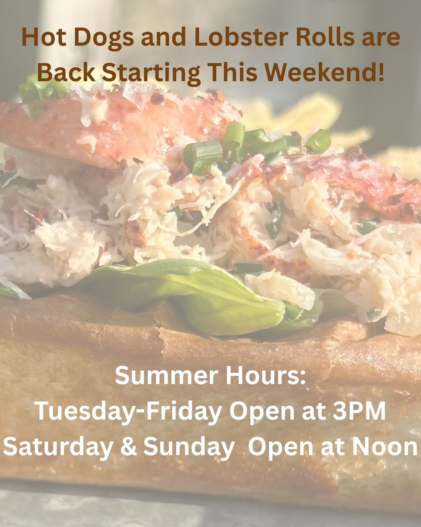 You asked and we answered! 🌭, 🦞 rolls and 🦀 cakes are back for the summer. Hot dogs are lunch only so come before 3PM! Full bar starting at noon to wash it all down! #hudsonny #cocktailbar #lobsterrolls #hotdogs #wherespiritsarelifted #asyouwish