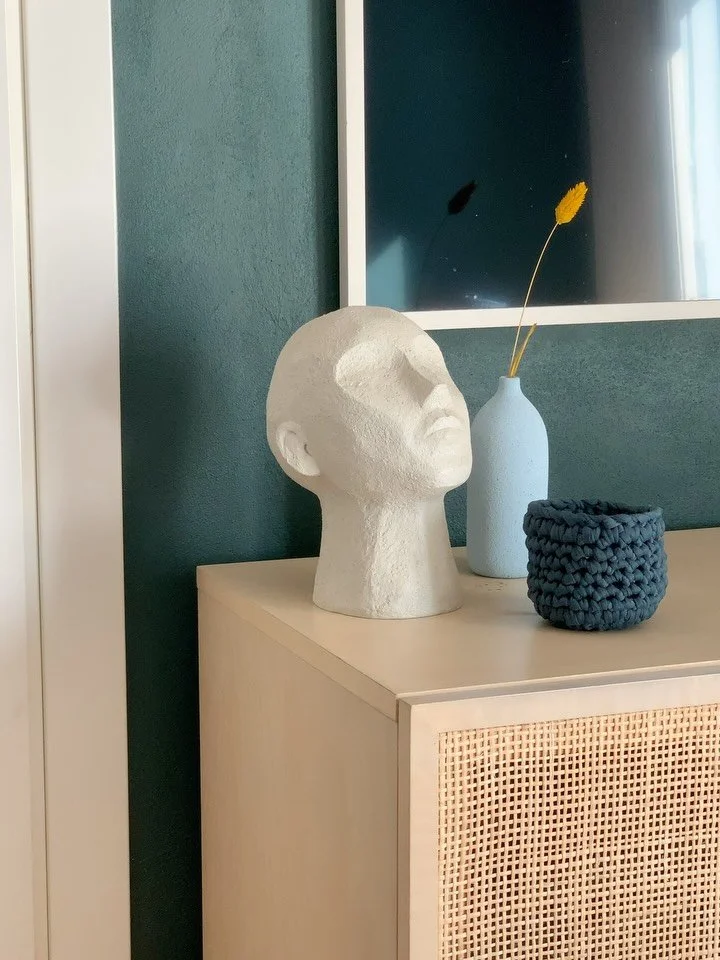 PARETI CAMERA| Non c'&egrave; nulla di pi&ugrave; appagante che essere avvoltə da un colore che ti fa sentire bene. 

👍🏻 Anche se &egrave; scuro, anche se non &egrave; di tendenza, anche se &egrave; una scelta coraggiosa.

☺️ Il benessere che provi