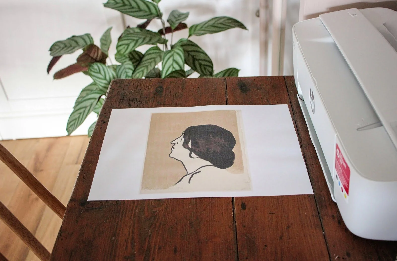 poster da stampare gratis - chiccacasa - stampa con donna