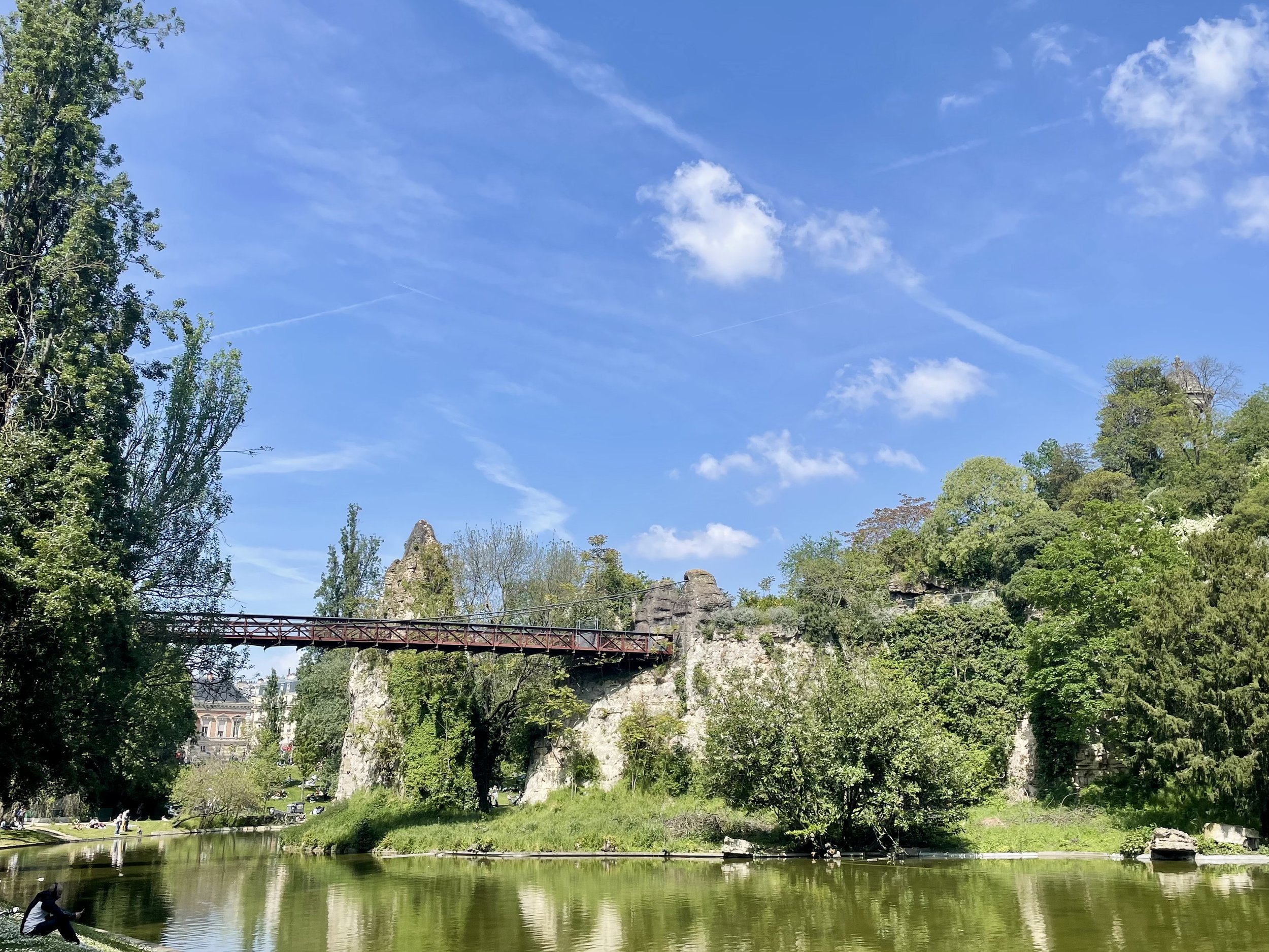 Stroll_Buttes Chaumont.jpeg