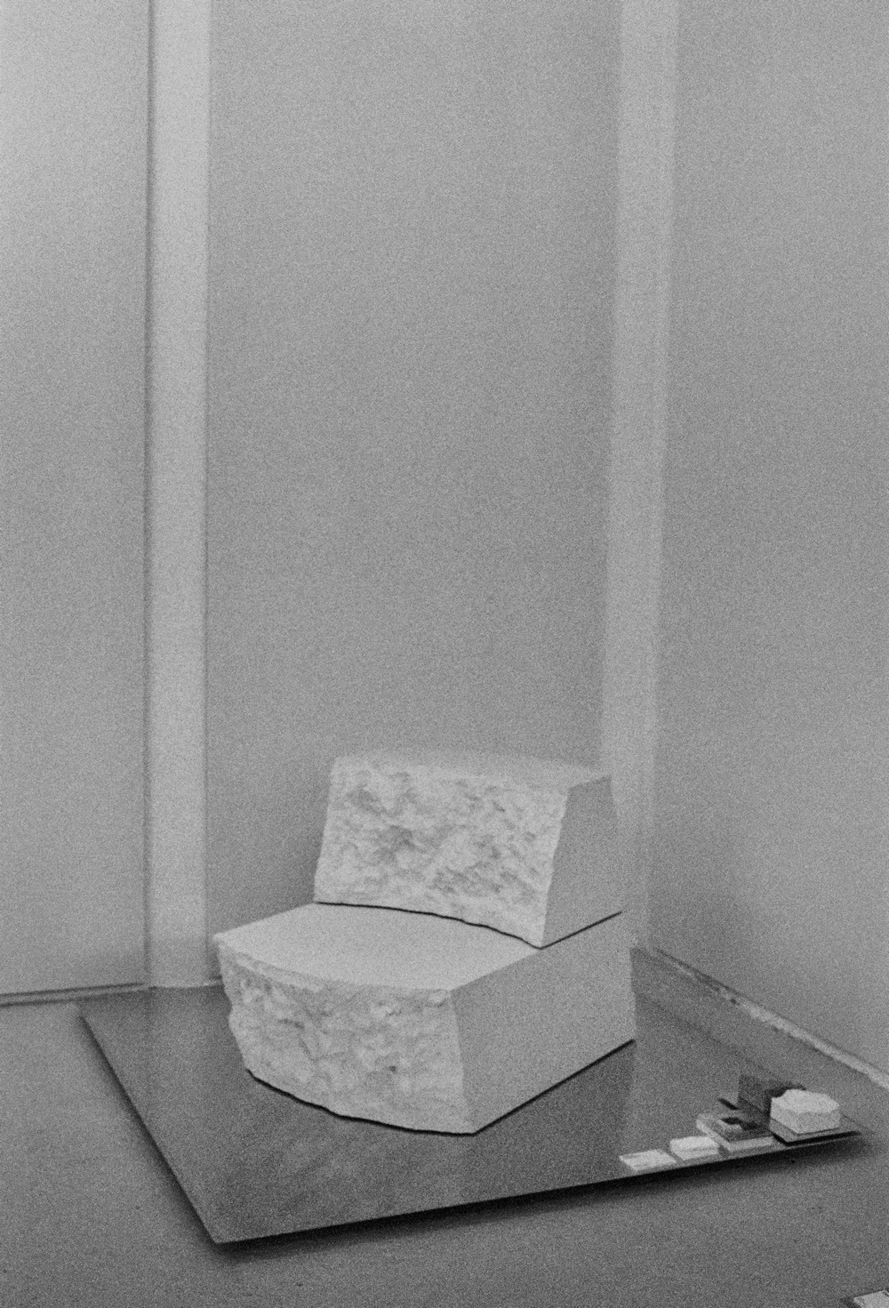 R1-01751-0009.JPG