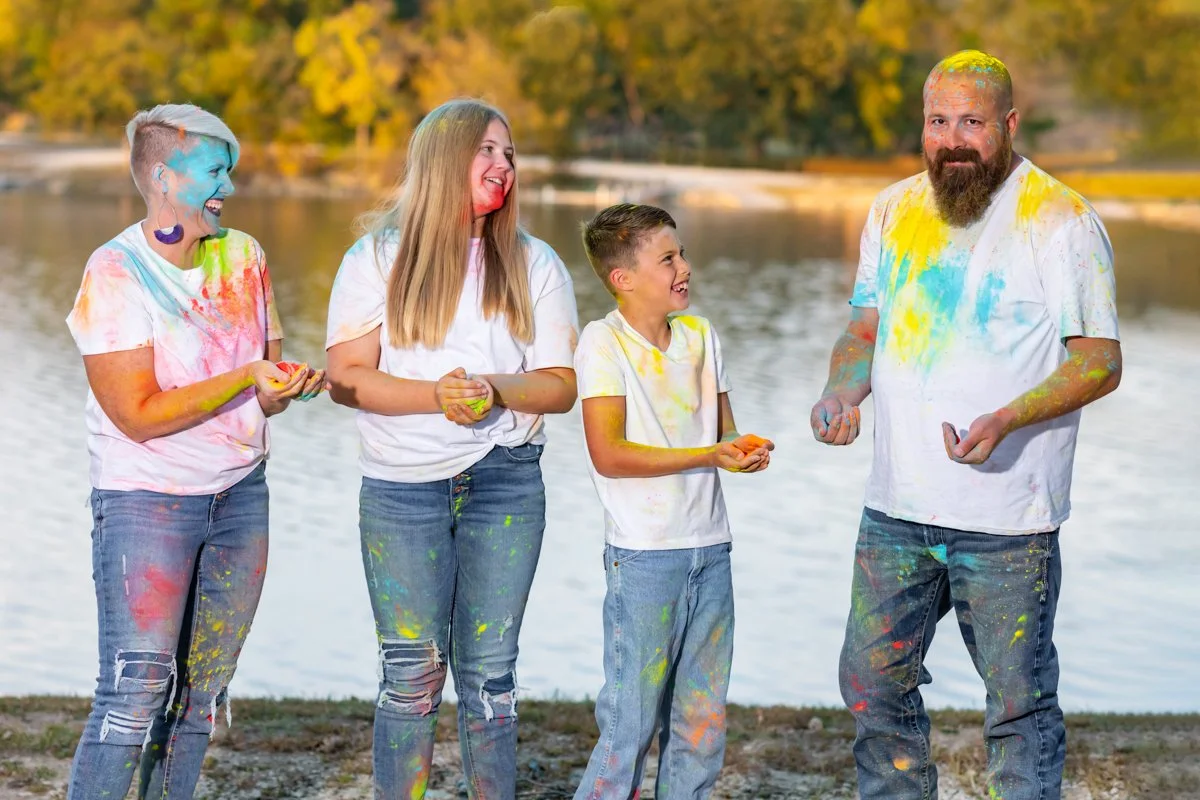 ColorfulWahleFamily-23-Edit.JPG